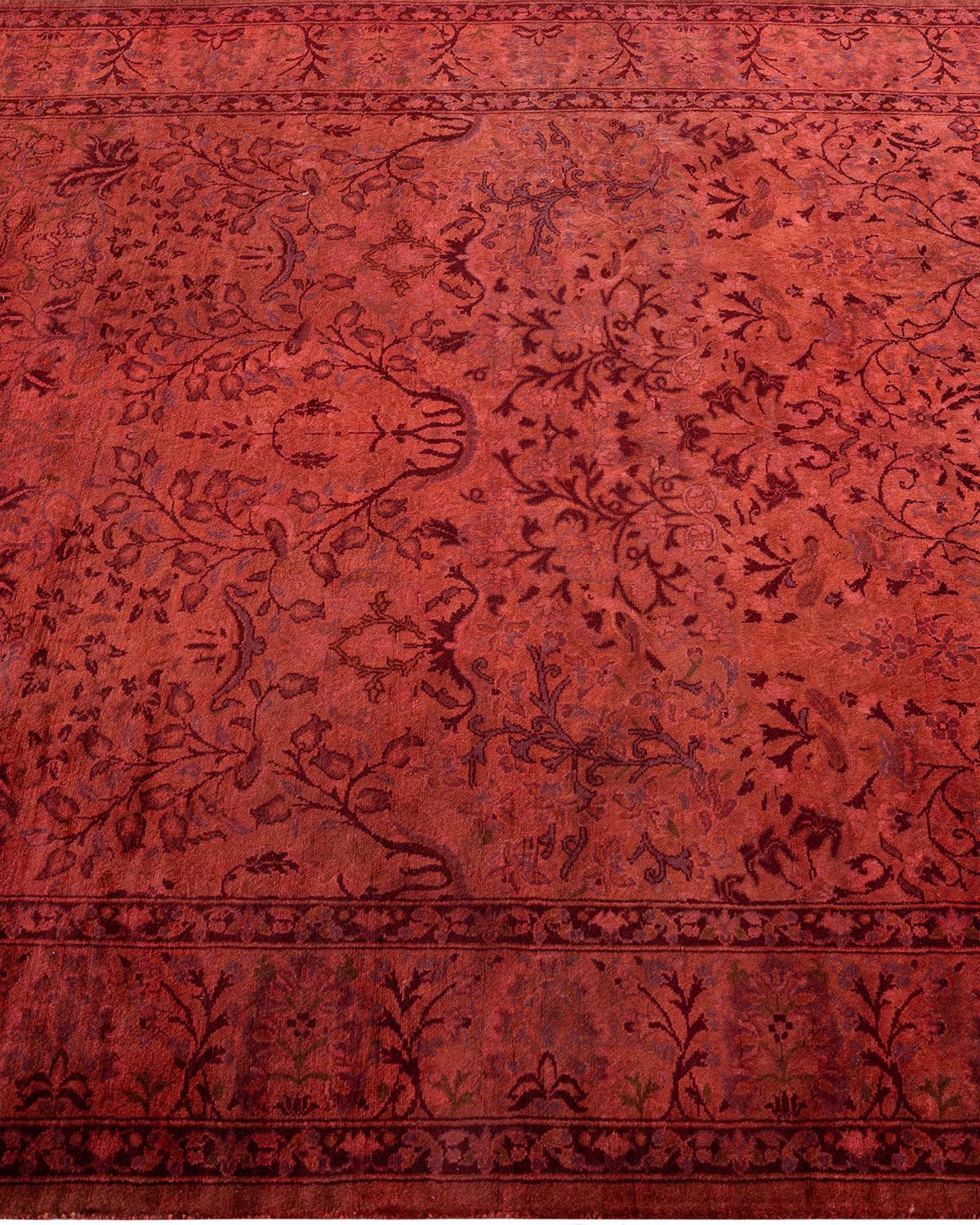 Contemporary Overdyed Hand Knotted Wool Pink Area Rug im Zustand „Neu“ im Angebot in Norwalk, CT
