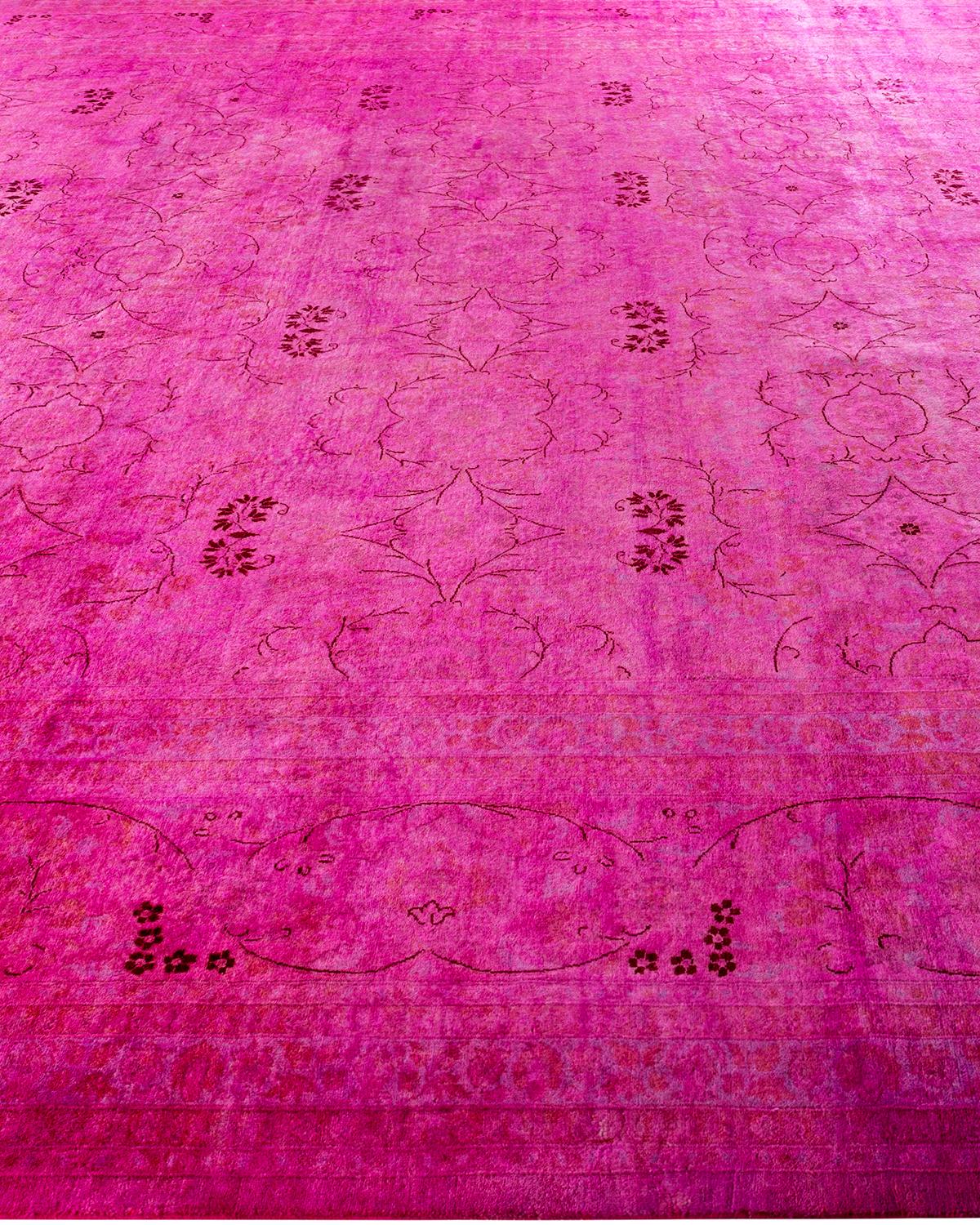 Contemporary Overdyed Hand Knotted Wool Pink Area Rugs (Tappeto rosa in lana) In condizioni Nuovo in vendita a Norwalk, CT