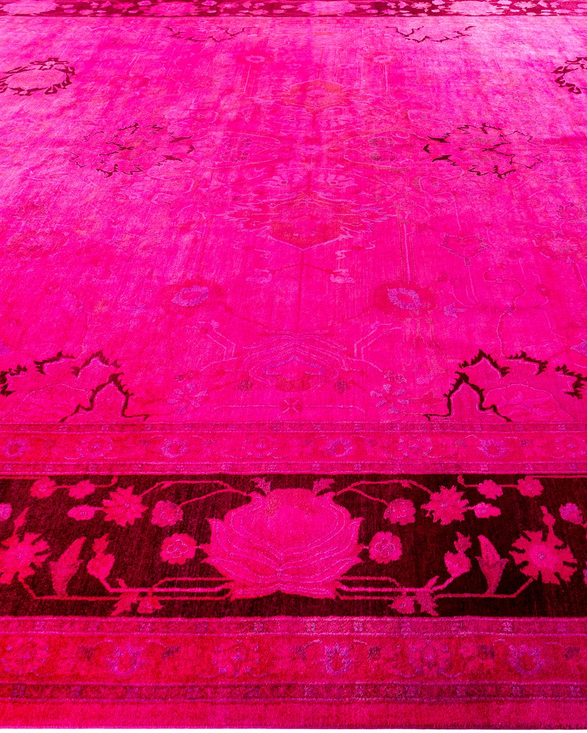 Alfombra de lana teñida a mano contemporánea rosa en Nuevo estado para la venta en Norwalk, CT