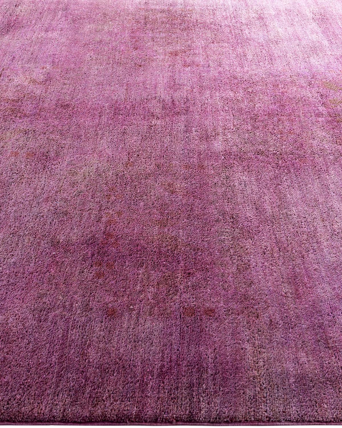 Tapis Contemporary en laine surteinte nouée à la main rose Neuf - En vente à Norwalk, CT