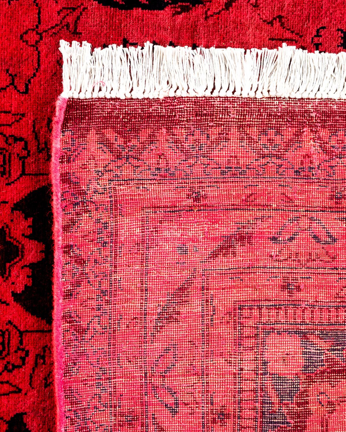 XXIe siècle et contemporain Tapis Contemporary en laine surteinte nouée à la main rose en vente