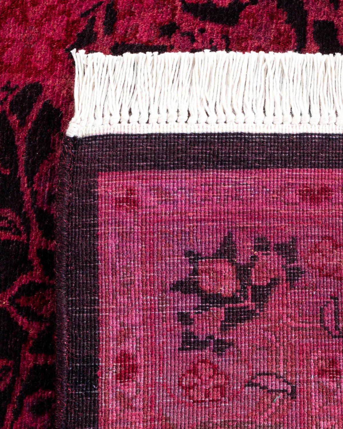 XXIe siècle et contemporain Tapis Contemporary en laine surteinte nouée à la main rose en vente