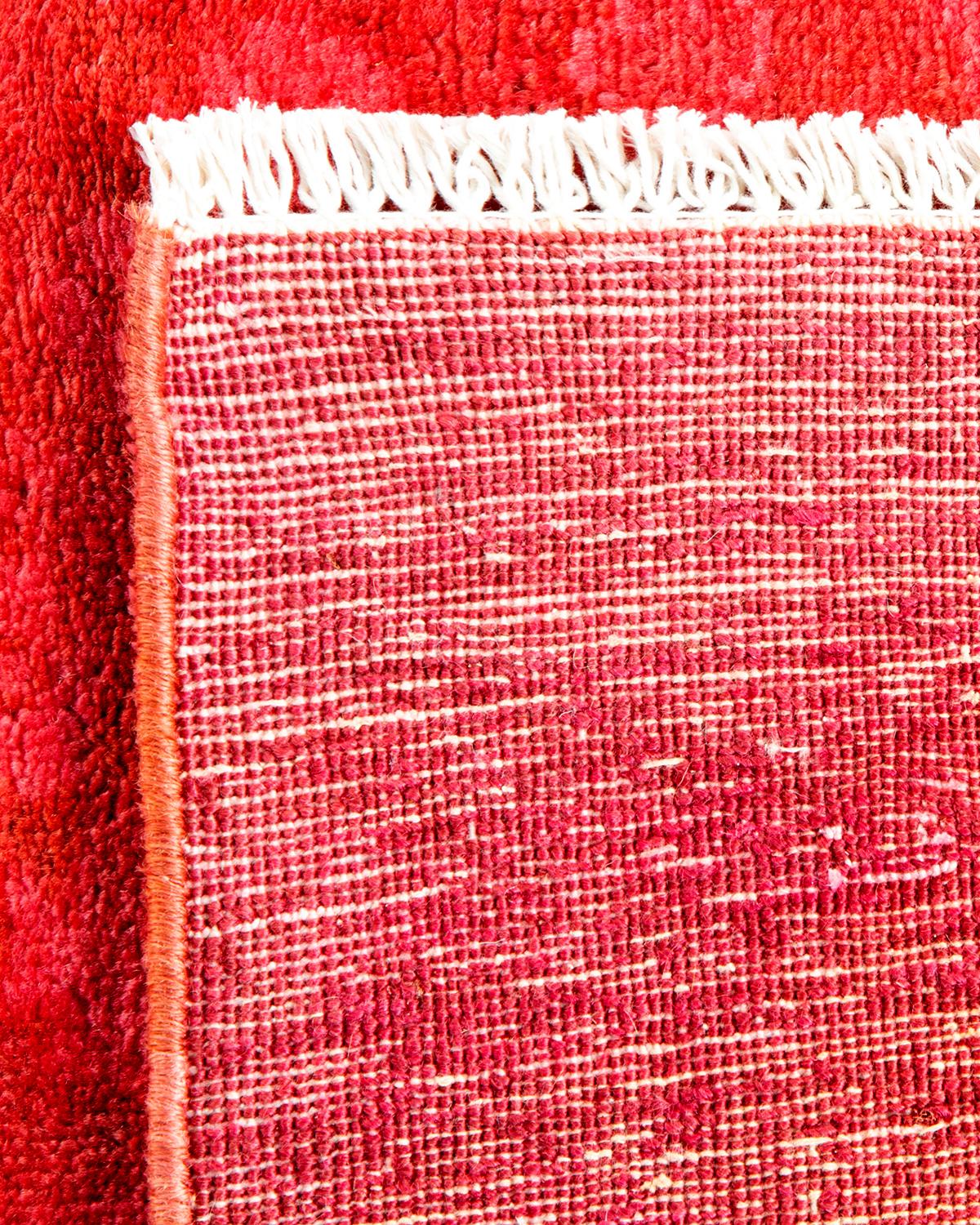 XXI secolo e contemporaneo Contemporary Overdyed Hand Knotted Wool Pink Area Rugs (Tappeto rosa in lana) in vendita