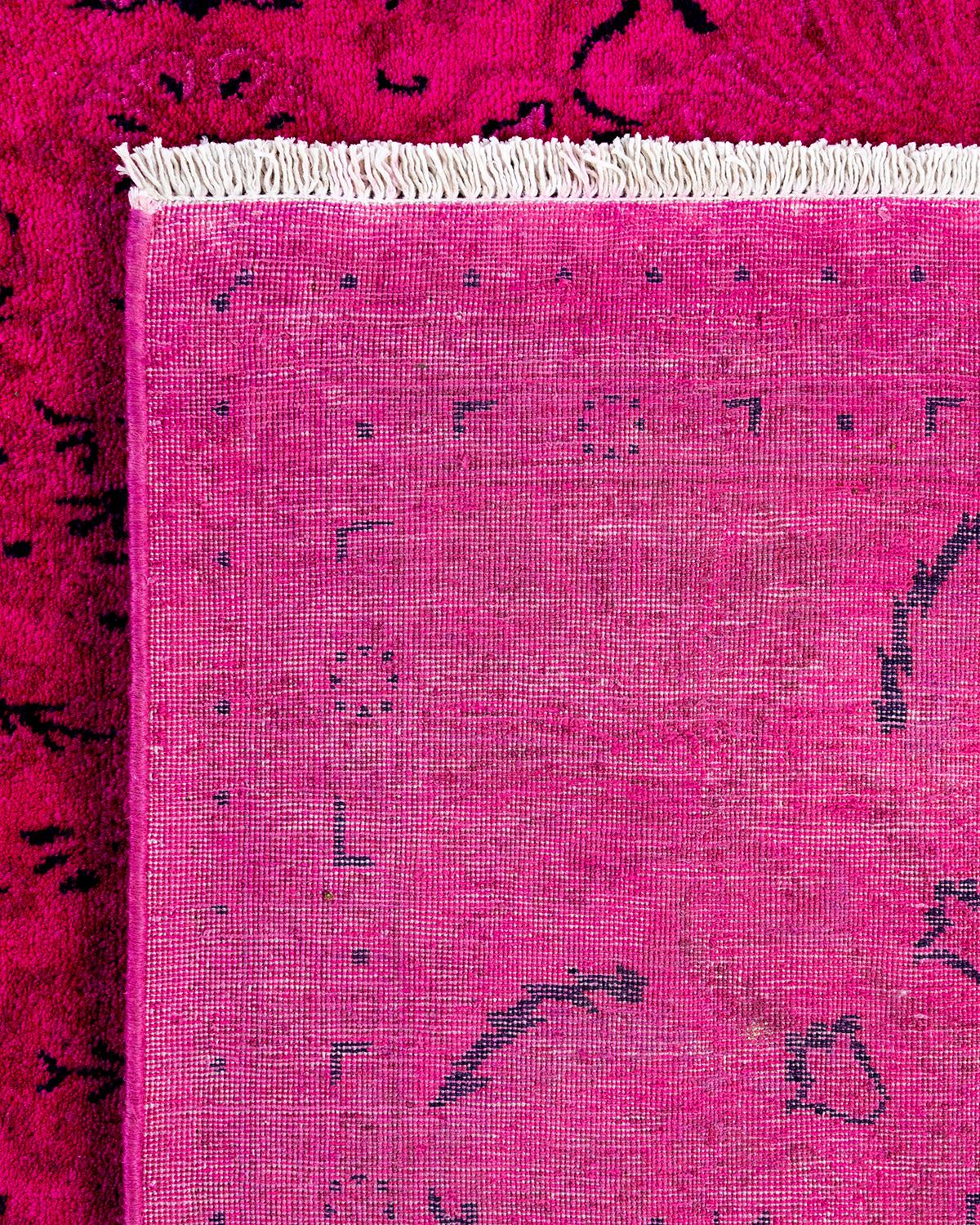 XXIe siècle et contemporain Tapis Contemporary en laine surteinte nouée à la main rose en vente