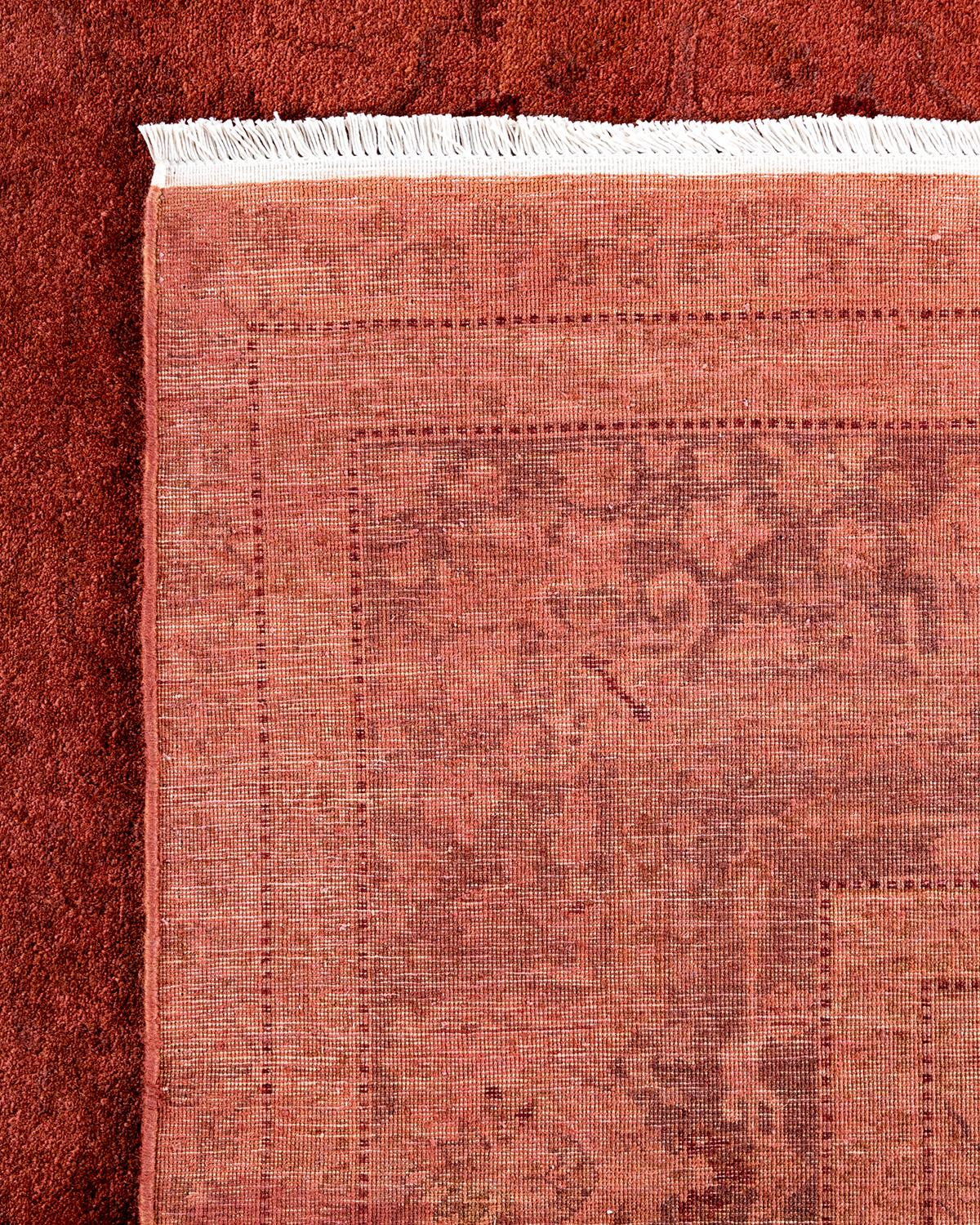 XXI secolo e contemporaneo Contemporary Overdyed Hand Knotted Wool Pink Area Rugs (Tappeto rosa in lana) in vendita