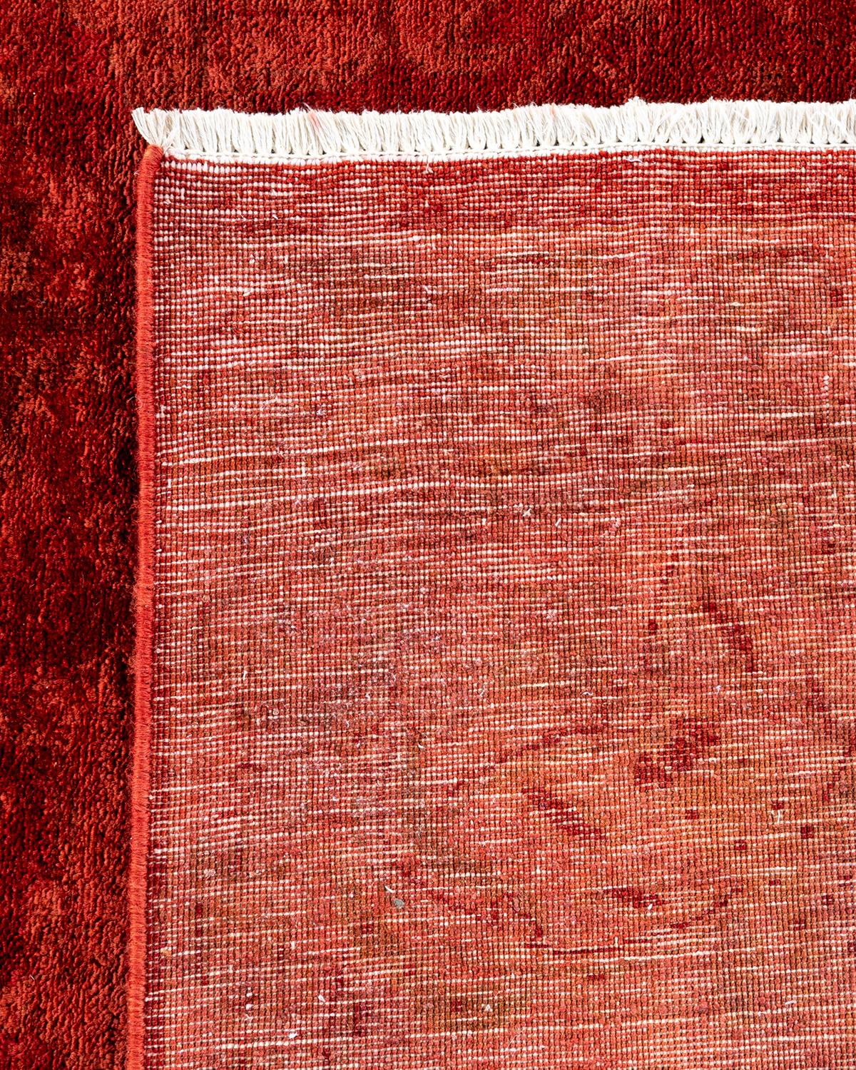 XXI secolo e contemporaneo Contemporary Overdyed Hand Knotted Wool Pink Area Rugs (Tappeto rosa in lana) in vendita