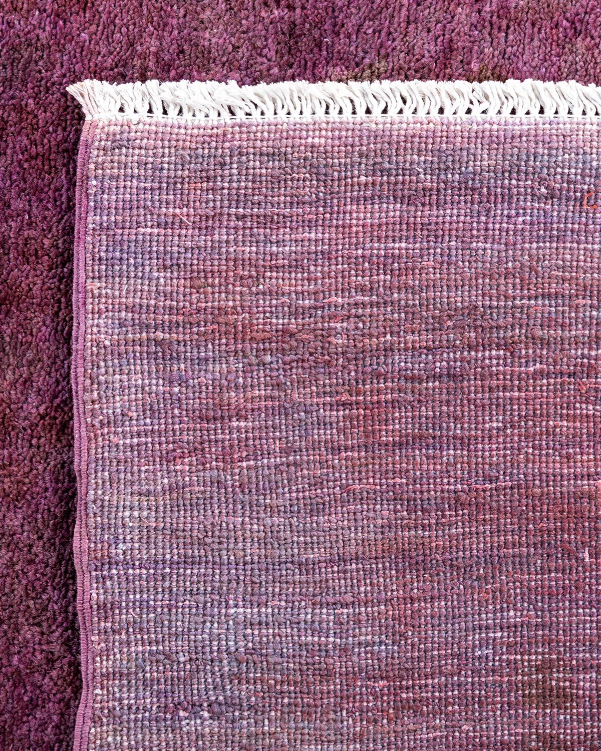 XXIe siècle et contemporain Tapis Contemporary en laine surteinte nouée à la main rose en vente