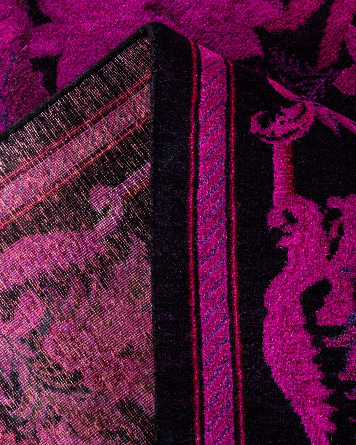 Laine Tapis Contemporary en laine surteinte nouée à la main rose en vente