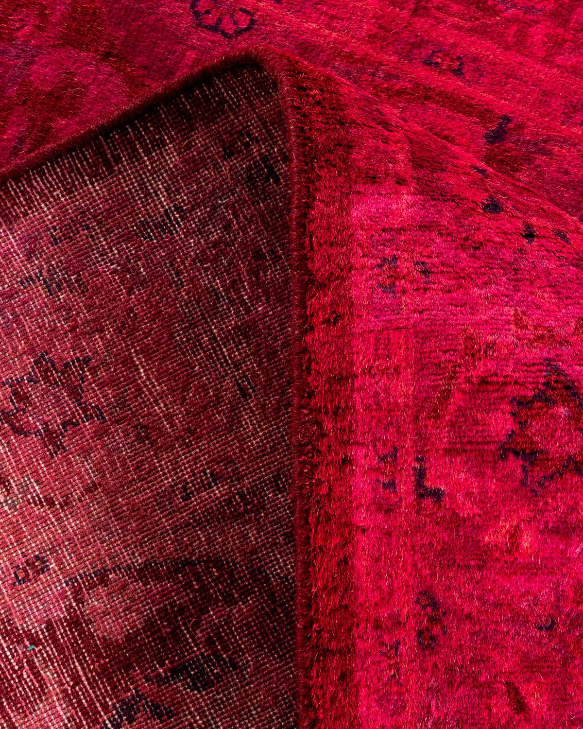 Lana Contemporary Overdyed Hand Knotted Wool Pink Area Rugs (Tappeto rosa in lana) in vendita
