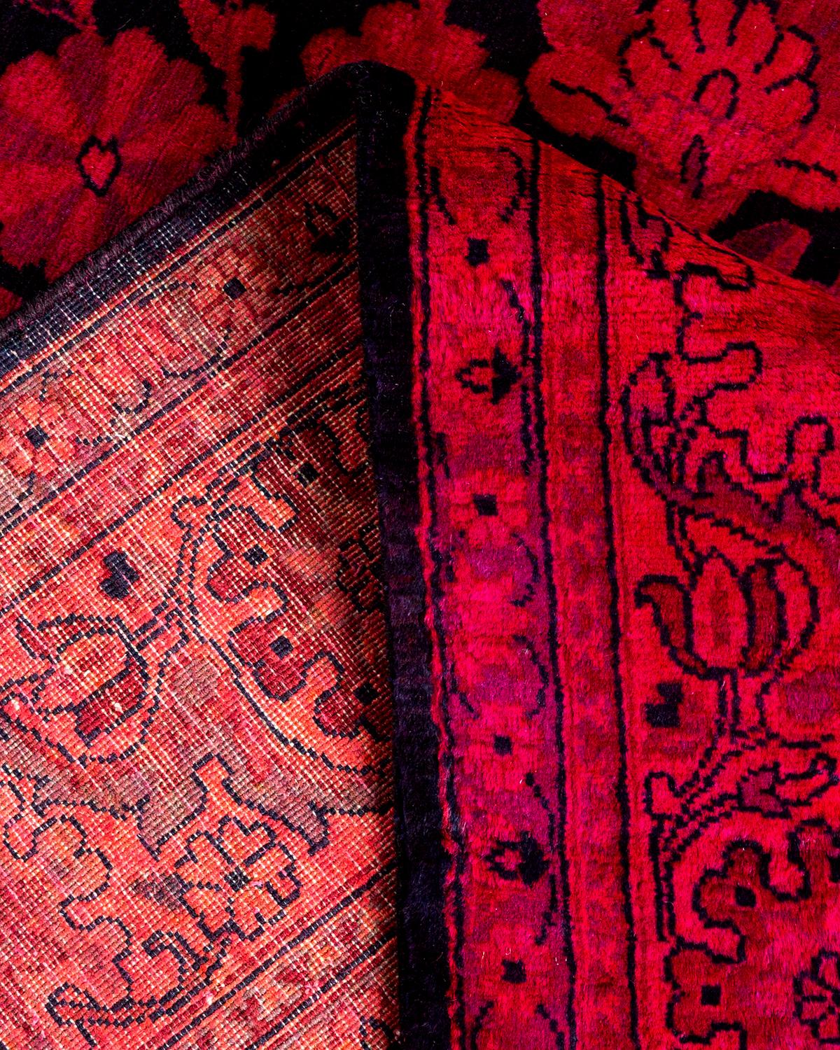 Laine Tapis Contemporary en laine surteinte nouée à la main rose en vente