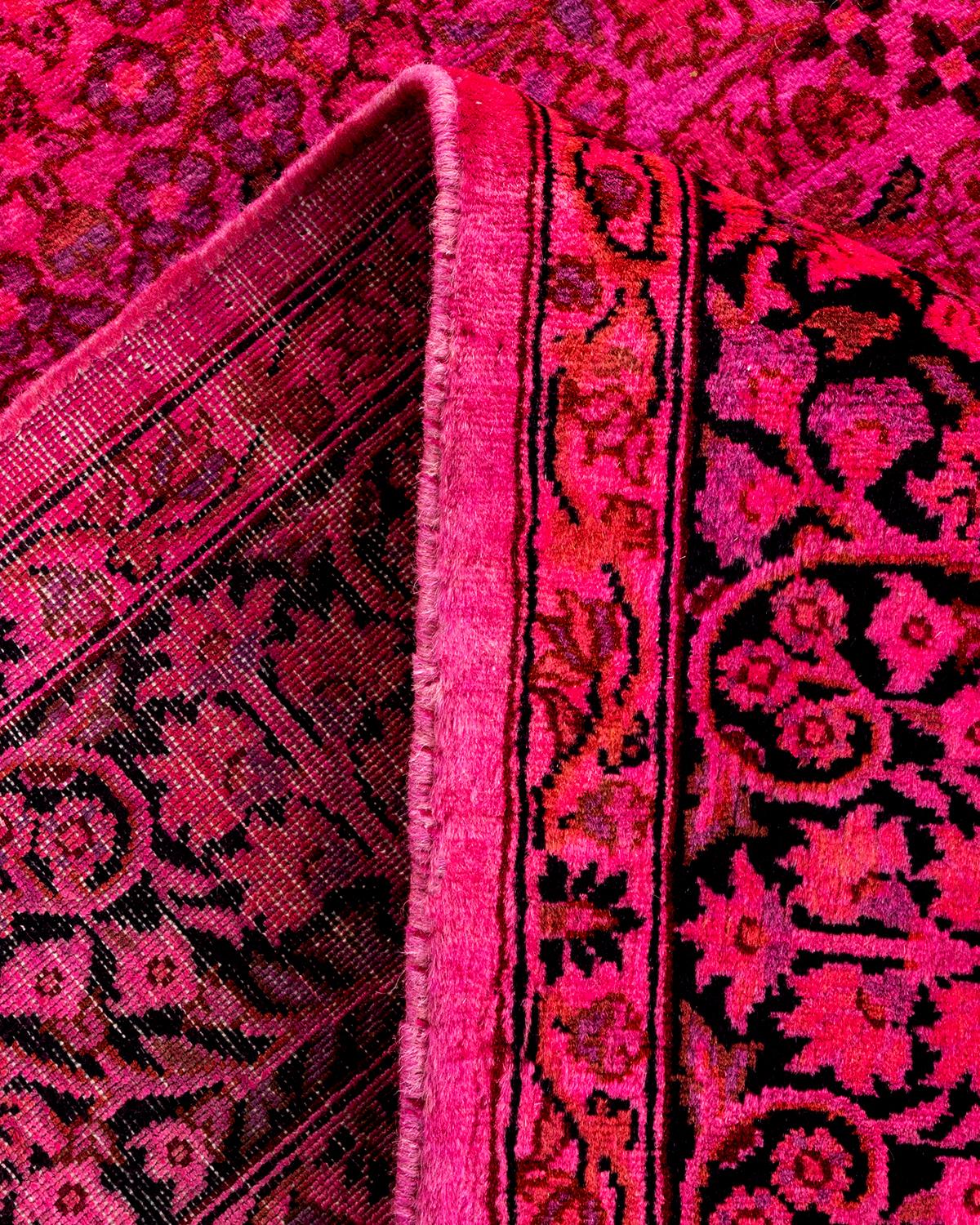 Contemporary Overdyed Hand Knotted Wool Pink Area Rug (Wolle) im Angebot