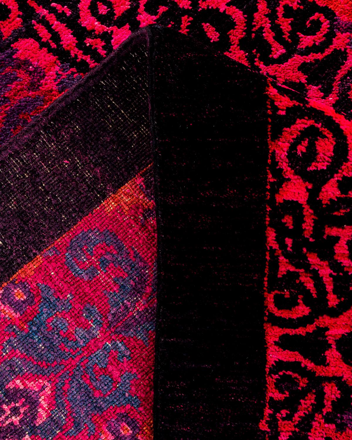 Contemporary Overdyed Hand Knotted Wool Pink Area Rug (Wolle) im Angebot