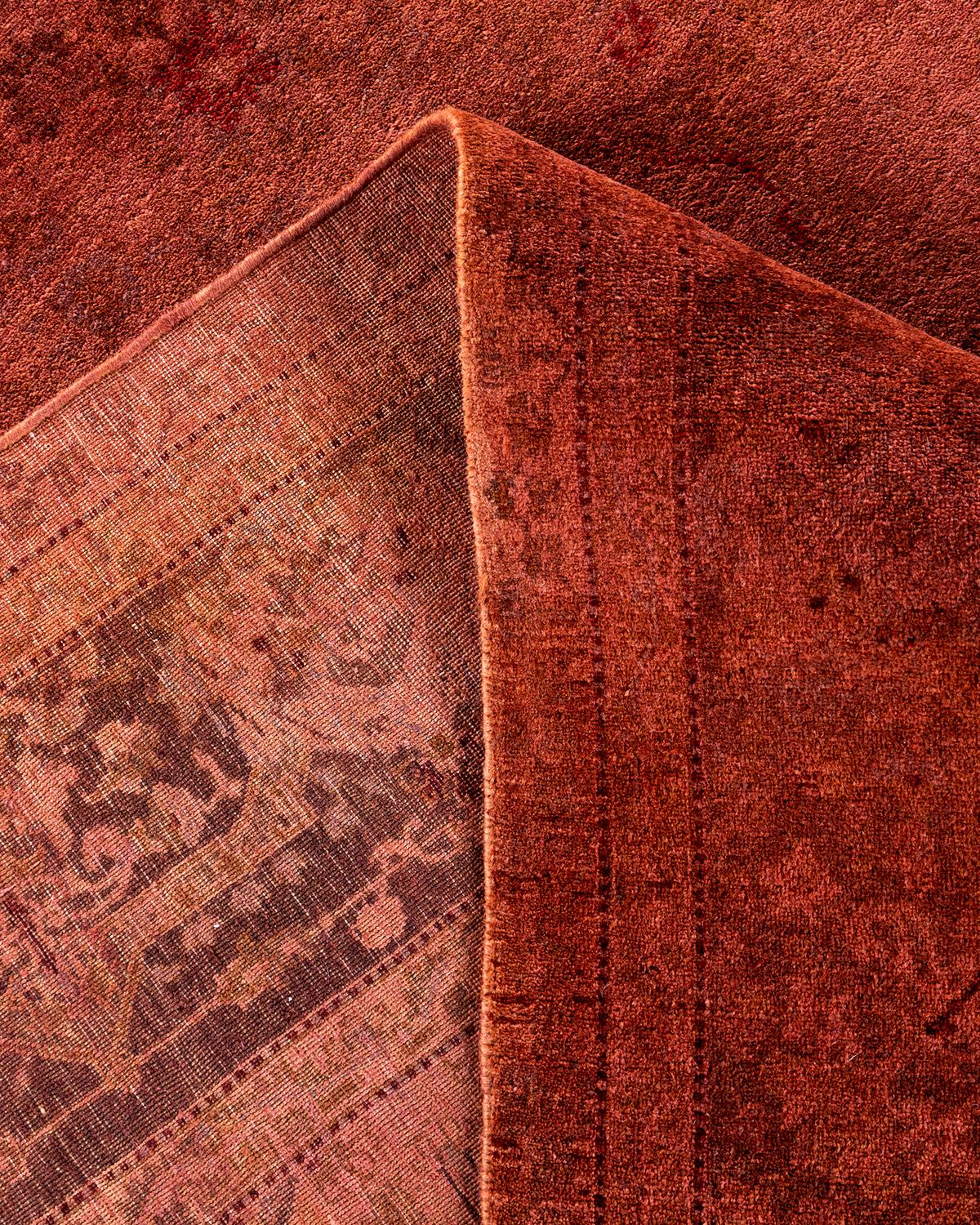 Lana Contemporary Overdyed Hand Knotted Wool Pink Area Rugs (Tappeto rosa in lana) in vendita