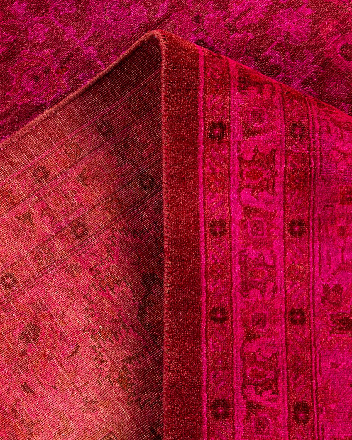 Laine Tapis Contemporary en laine surteinte nouée à la main rose en vente