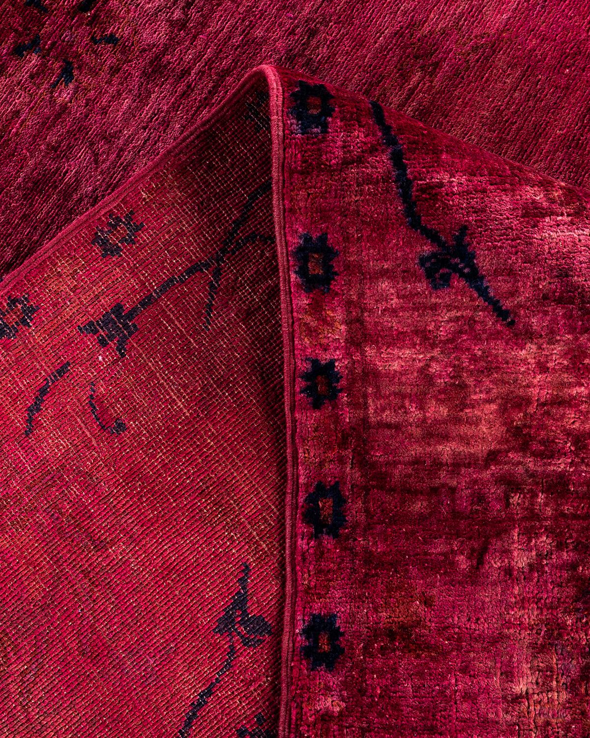 Laine Tapis Contemporary en laine surteinte nouée à la main rose en vente