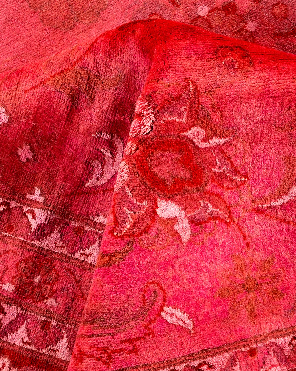 Contemporary Overdyed Hand Knotted Wool Pink Area Rugs (Tappeto rosa in lana) in vendita 1
