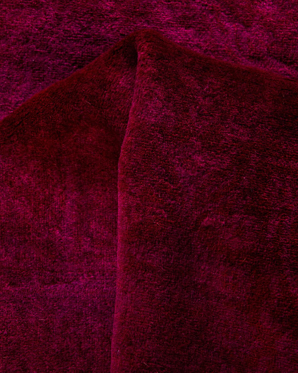 Alfombra de lana teñida a mano contemporánea rosa en venta 1