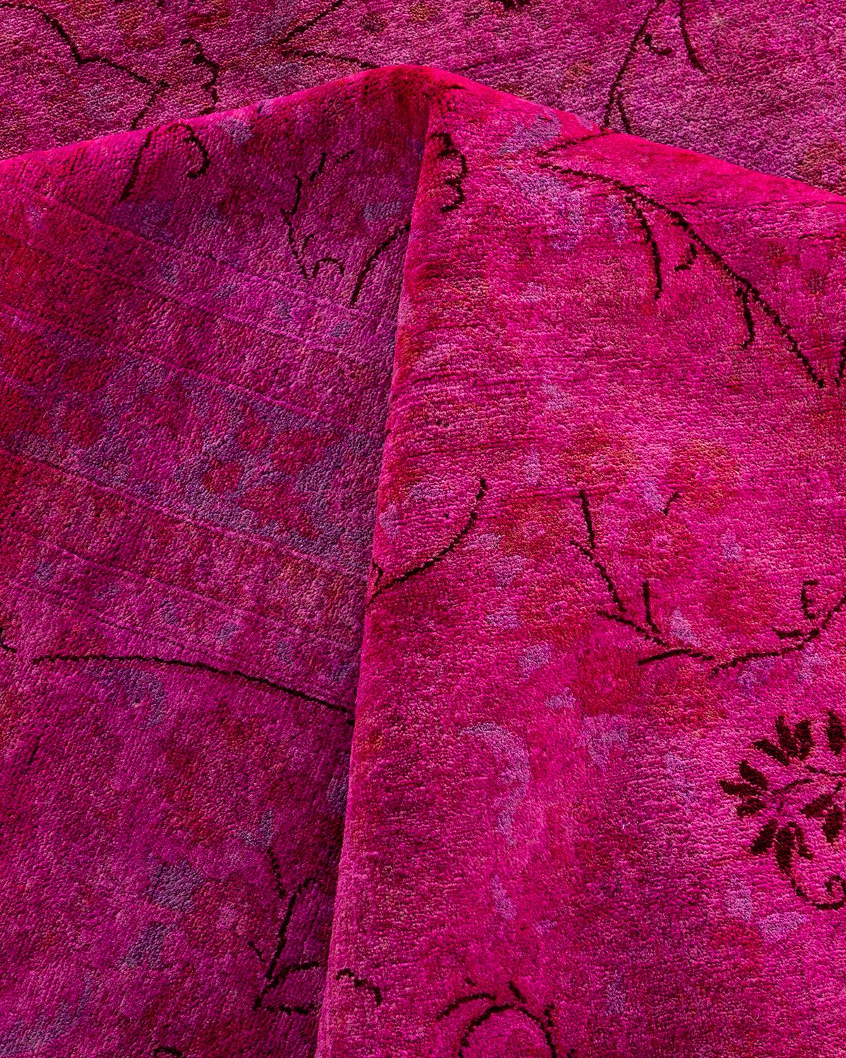 Contemporary Overdyed Hand Knotted Wool Pink Area Rugs (Tappeto rosa in lana) in vendita 1