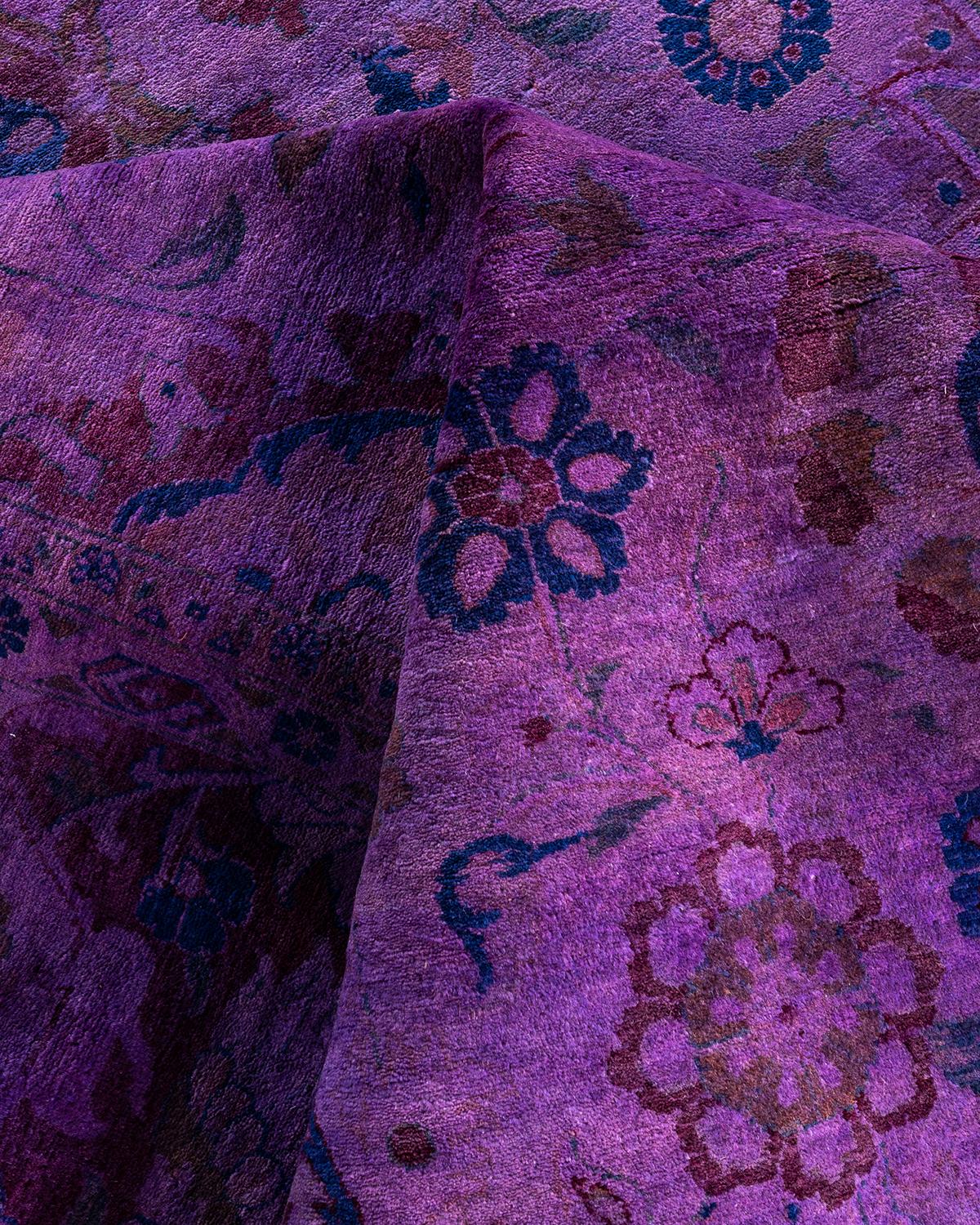 Contemporary Overdyed Hand Knotted Wool Pink Area Rug im Angebot 1