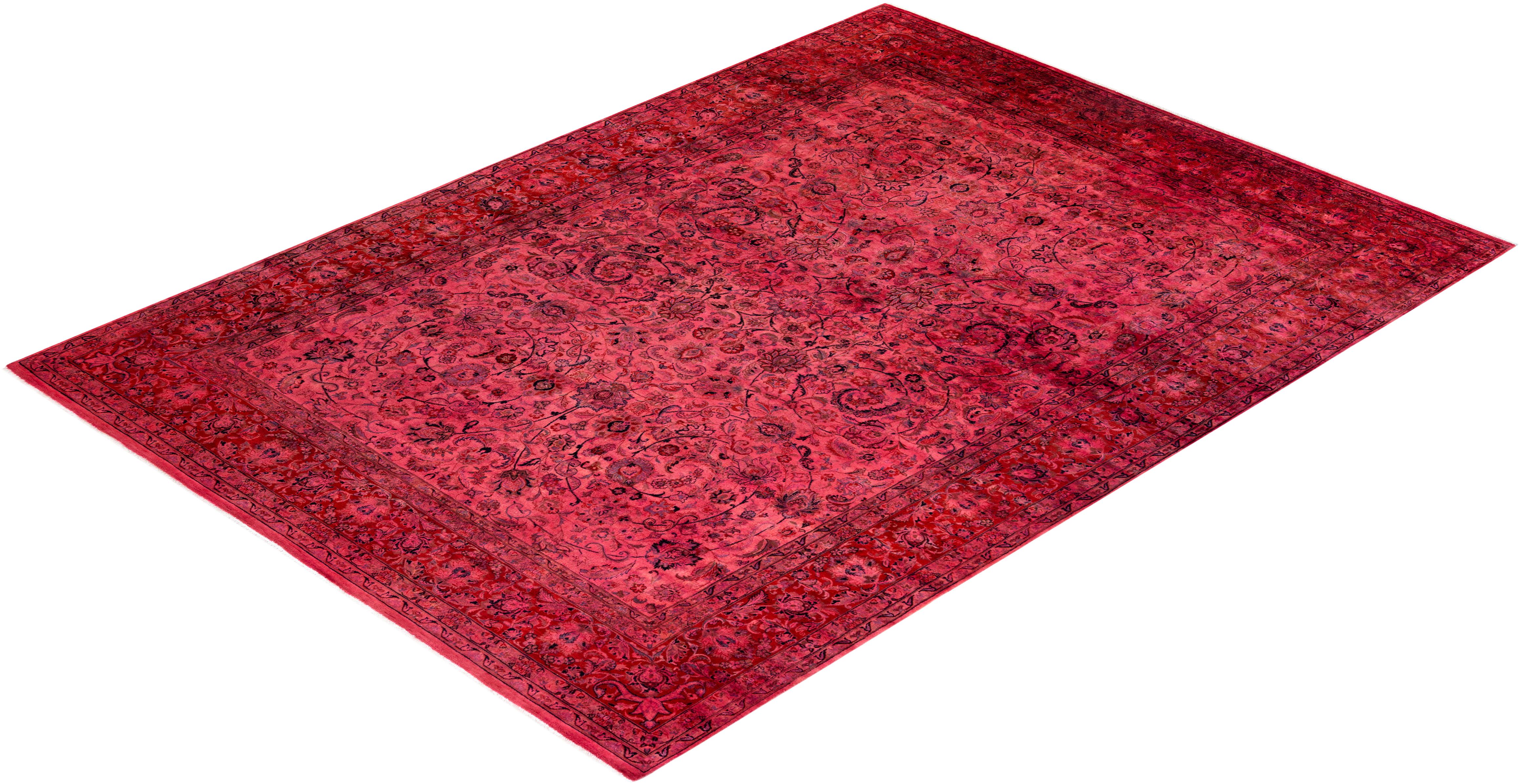 Tapis Contemporary en laine surteinte nouée à la main rose en vente 2