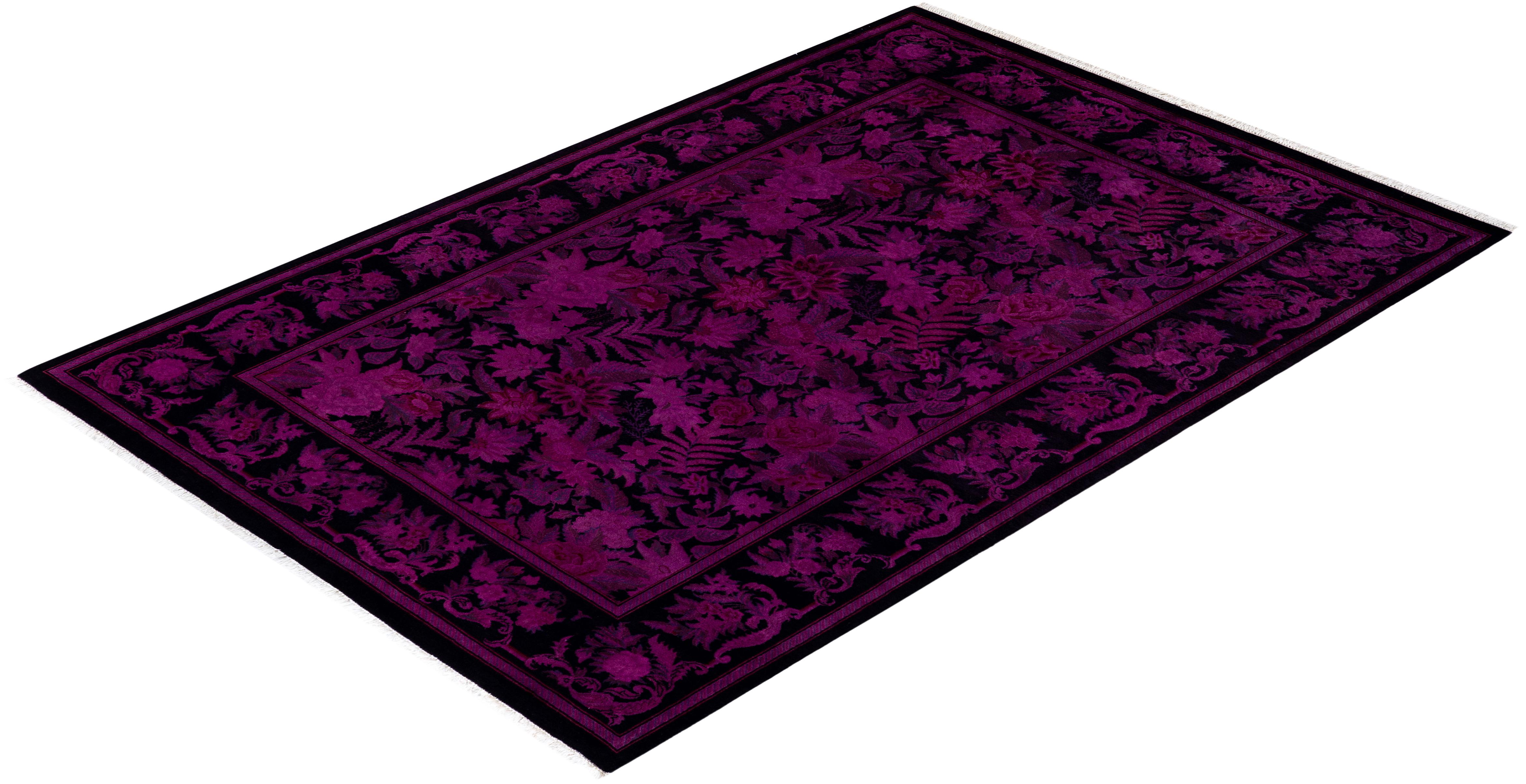 Tapis Contemporary en laine surteinte nouée à la main rose en vente 2