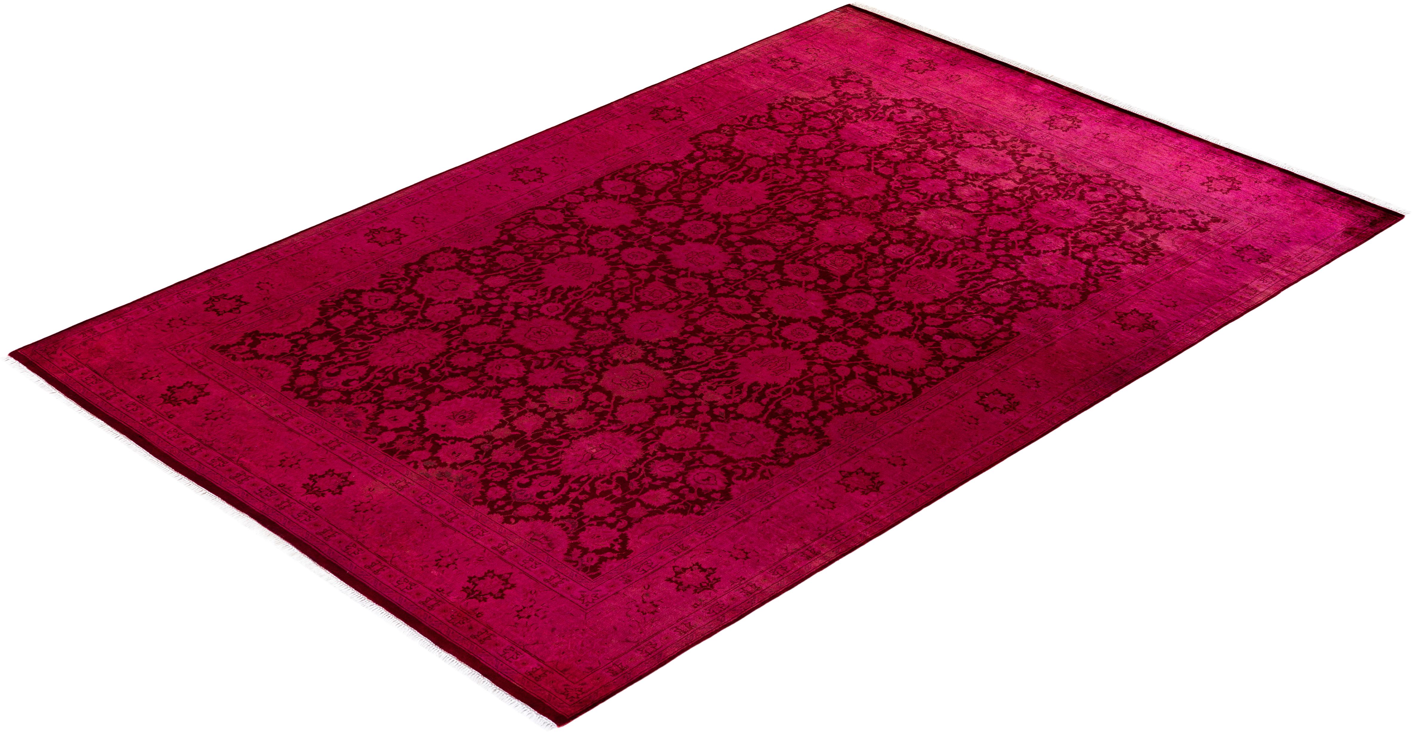 Tapis Contemporary en laine surteinte nouée à la main rose en vente 2