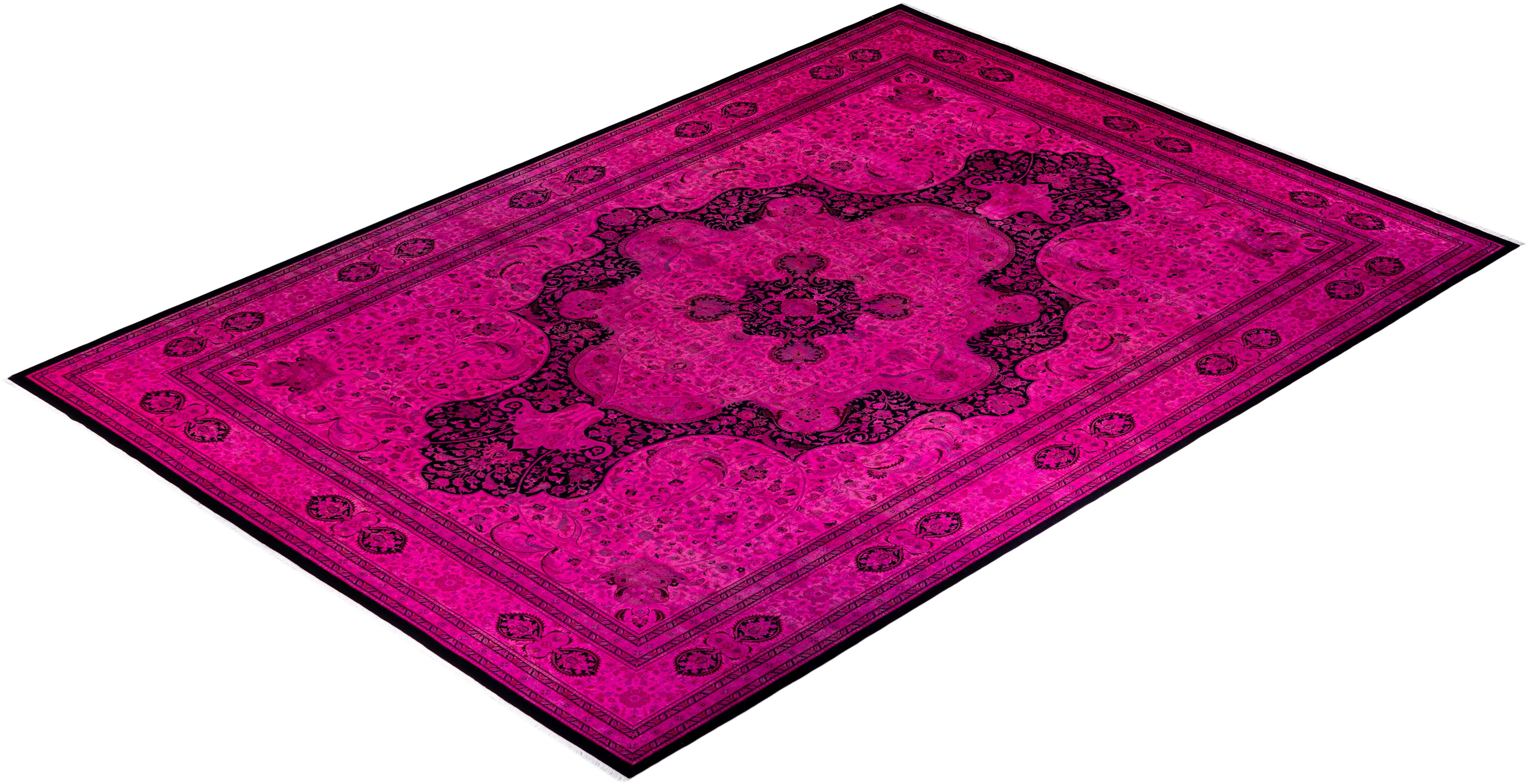 Tapis Contemporary en laine surteinte nouée à la main rose en vente 2