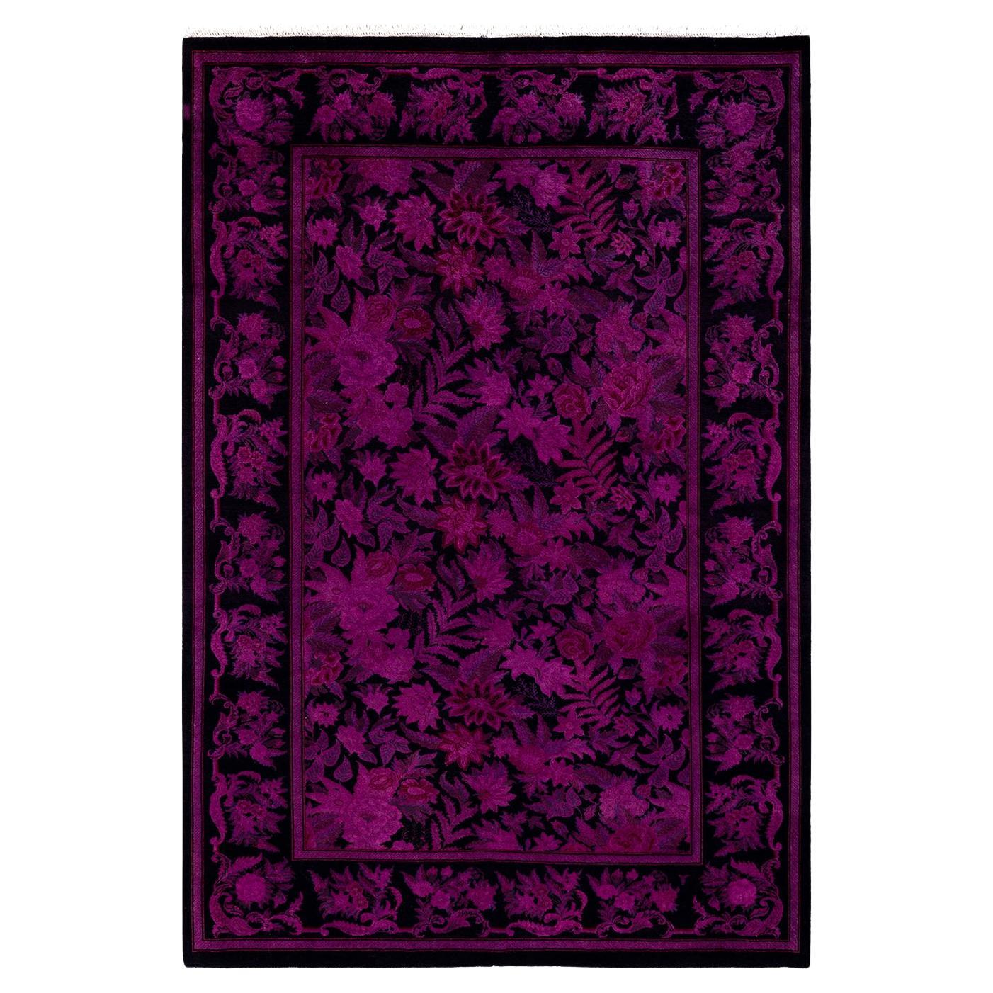 Tapis Contemporary en laine surteinte nouée à la main rose en vente