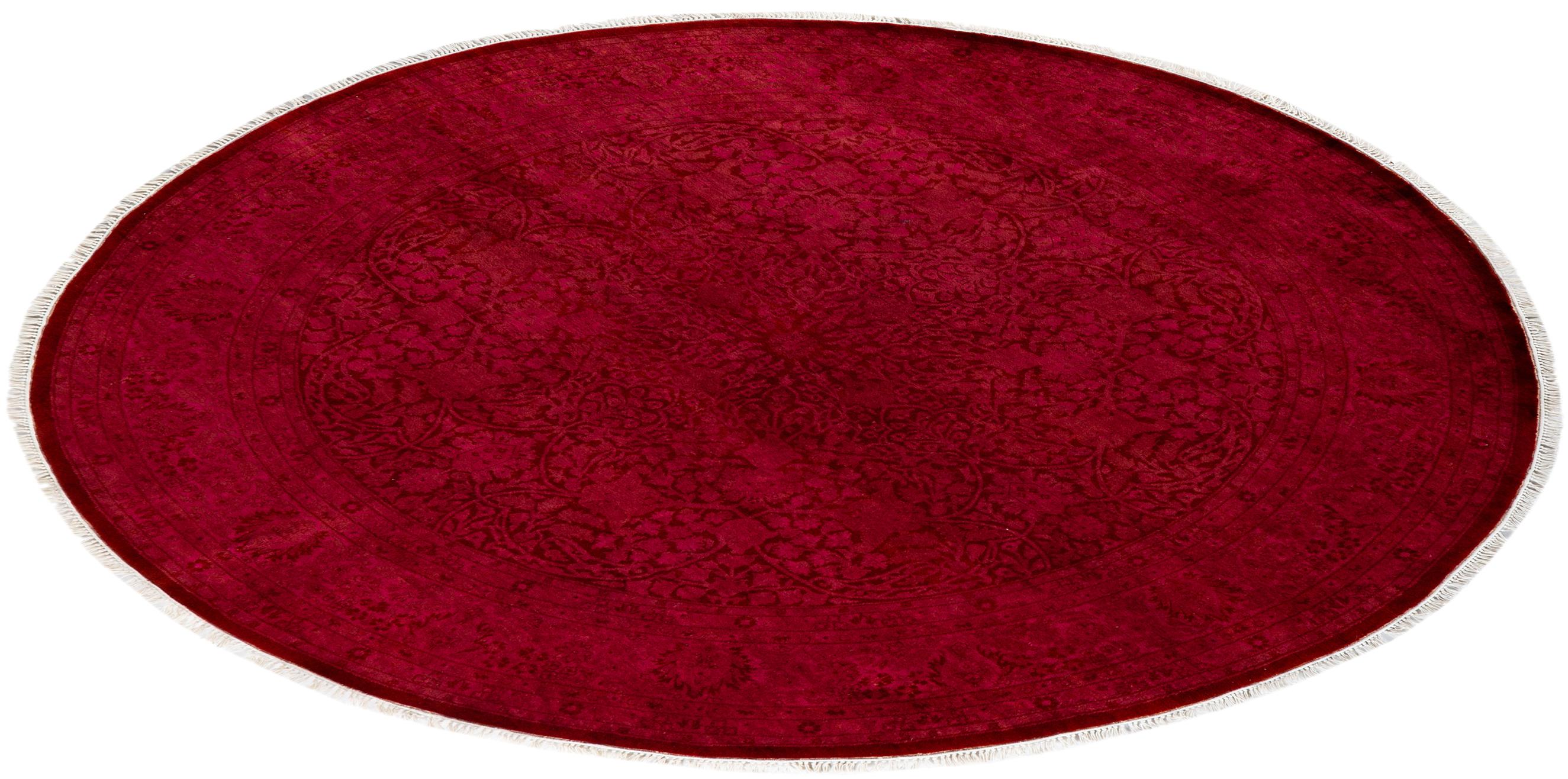 Contemporary Overdyed Hand Knotted Wool Pink Round Area Rug im Angebot 2