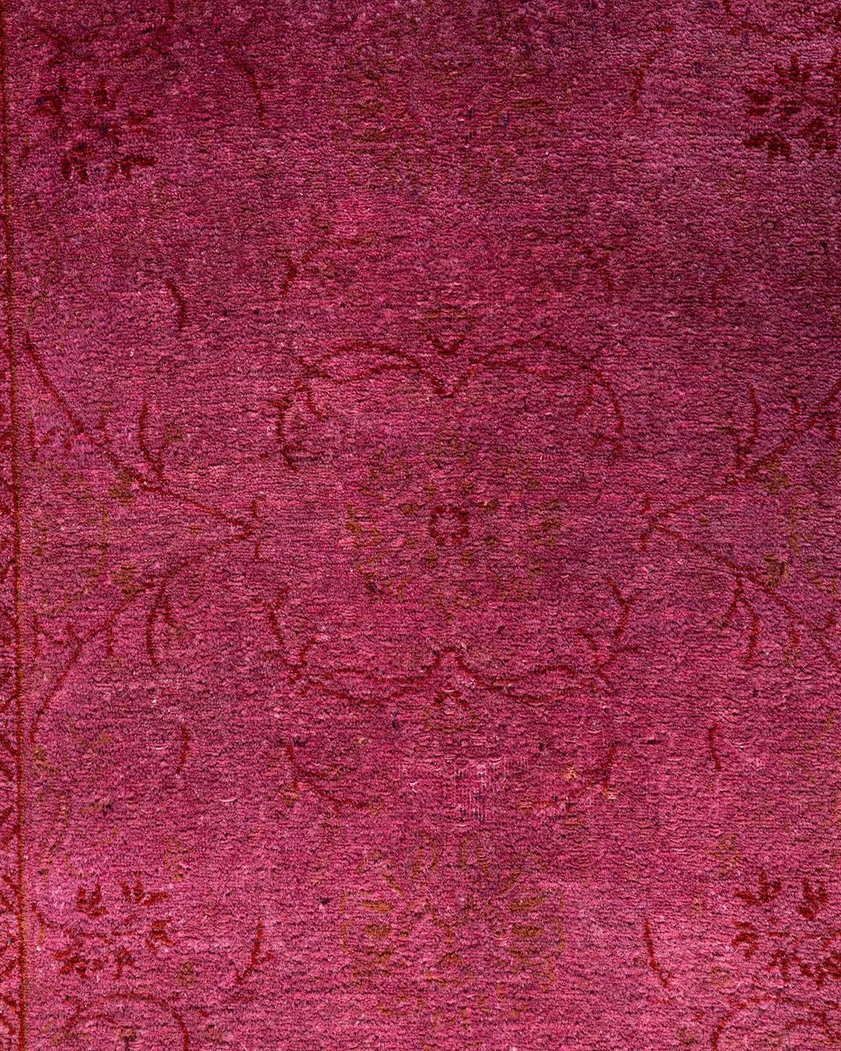 Pakistanais Tapis de course Contemporary en laine surteinte nouée à la main rose 2' 6