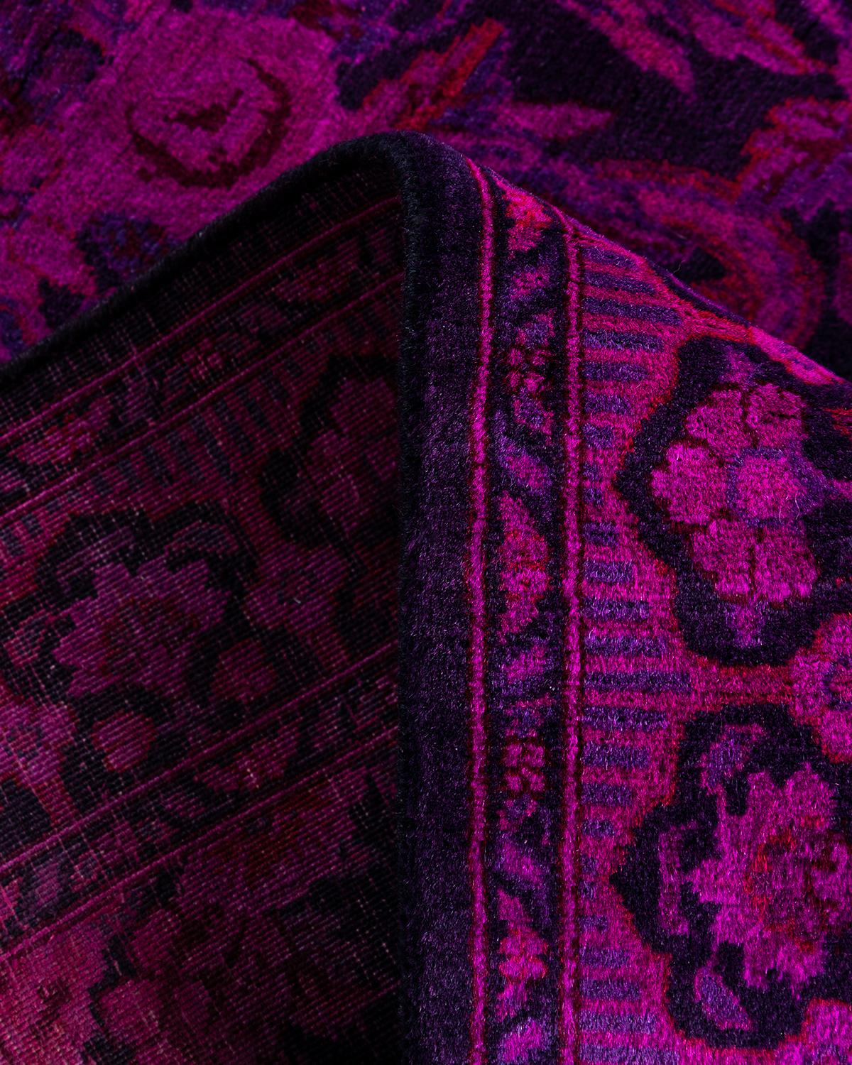 Laine Tapis de course Contemporary en laine surteinte nouée à la main rose 2' 8