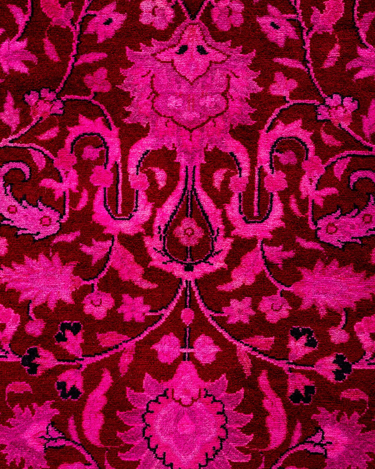 Contemporary Overdyed Hand Knotted Wool Pink Runner (Pakistanisch) im Angebot