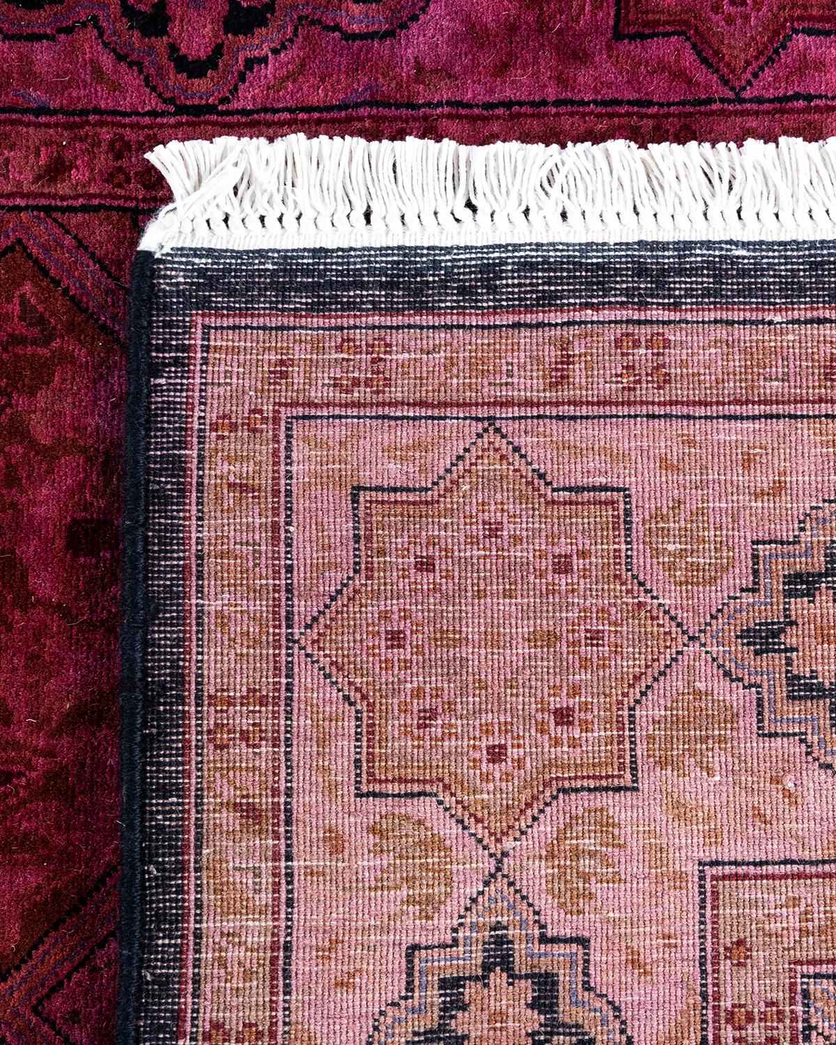 Contemporary Overdyed Hand Knotted Wool Pink Runner (21. Jahrhundert und zeitgenössisch) im Angebot