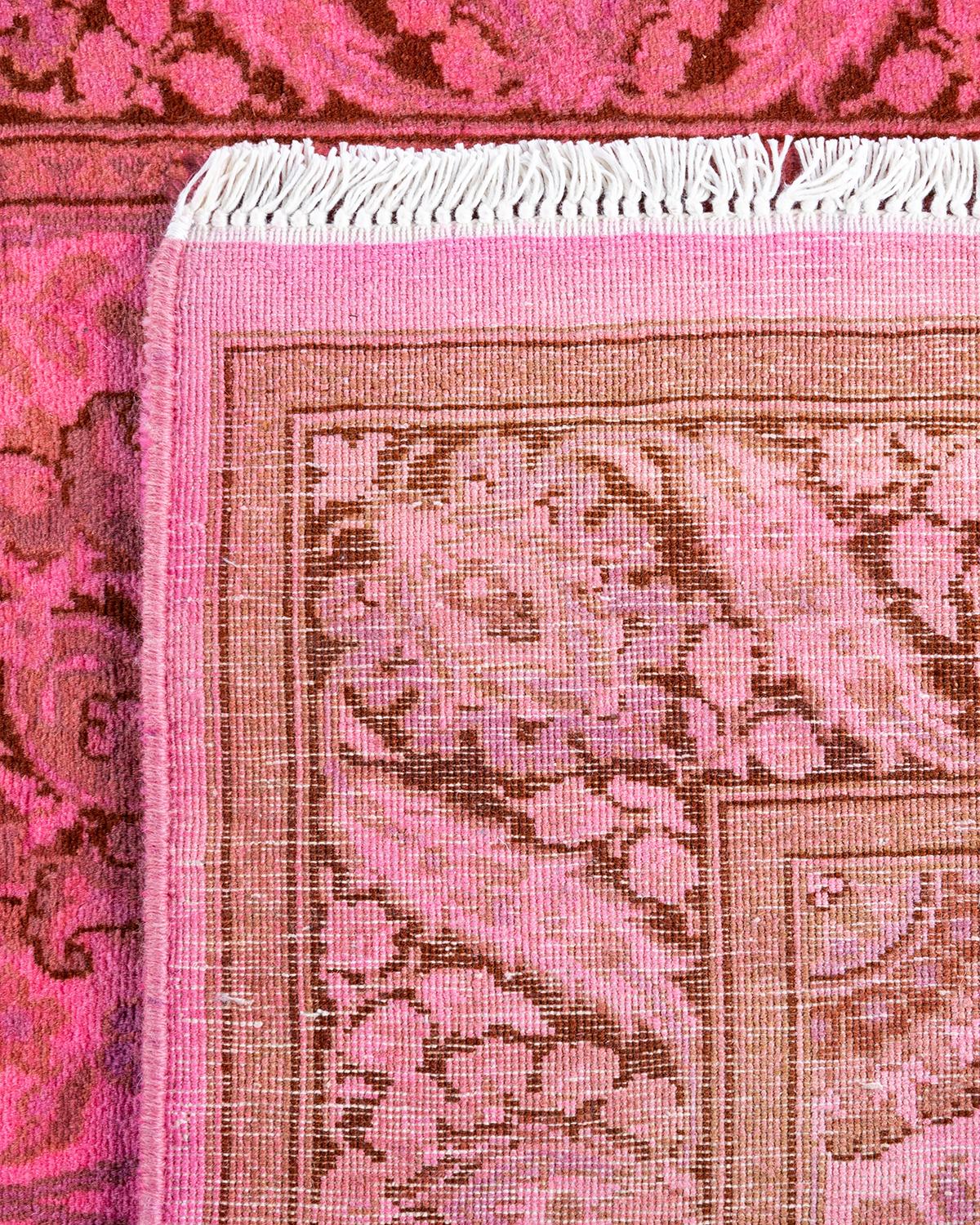XXI secolo e contemporaneo Runner contemporaneo in lana rosa sovratinto e annodato a mano in vendita