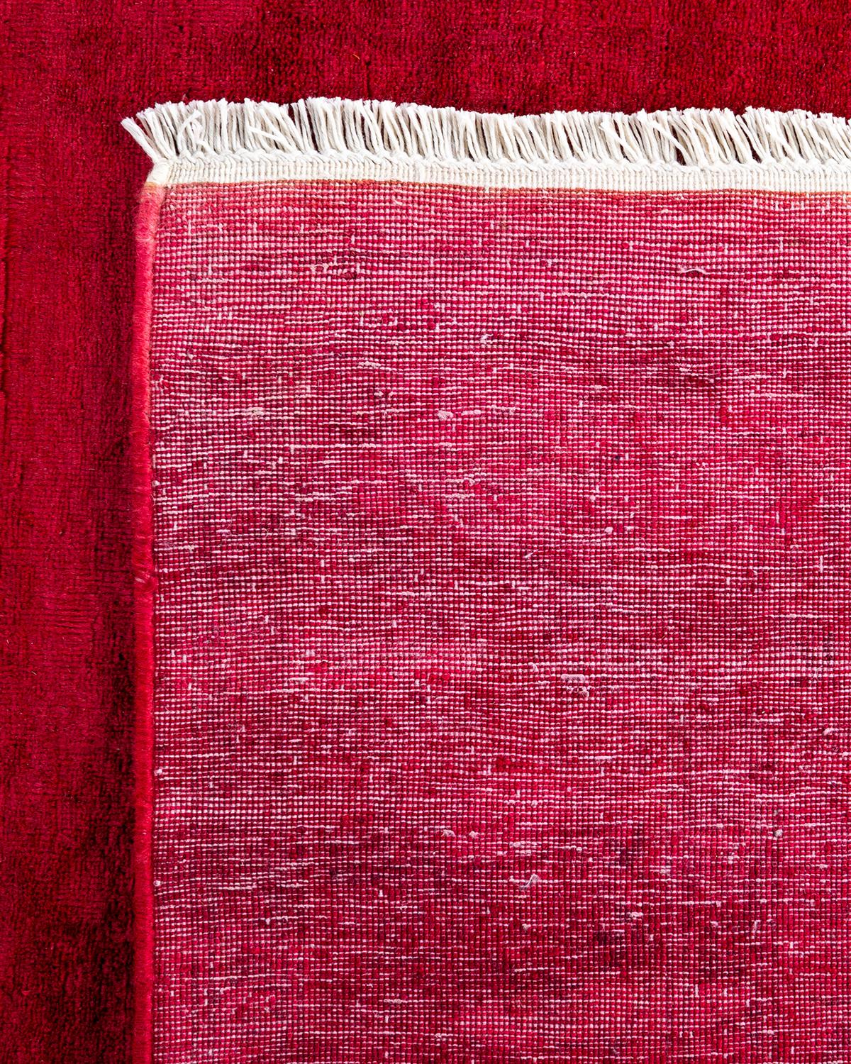 Contemporary Overdyed Hand Knotted Wool Pink Runner (21. Jahrhundert und zeitgenössisch) im Angebot