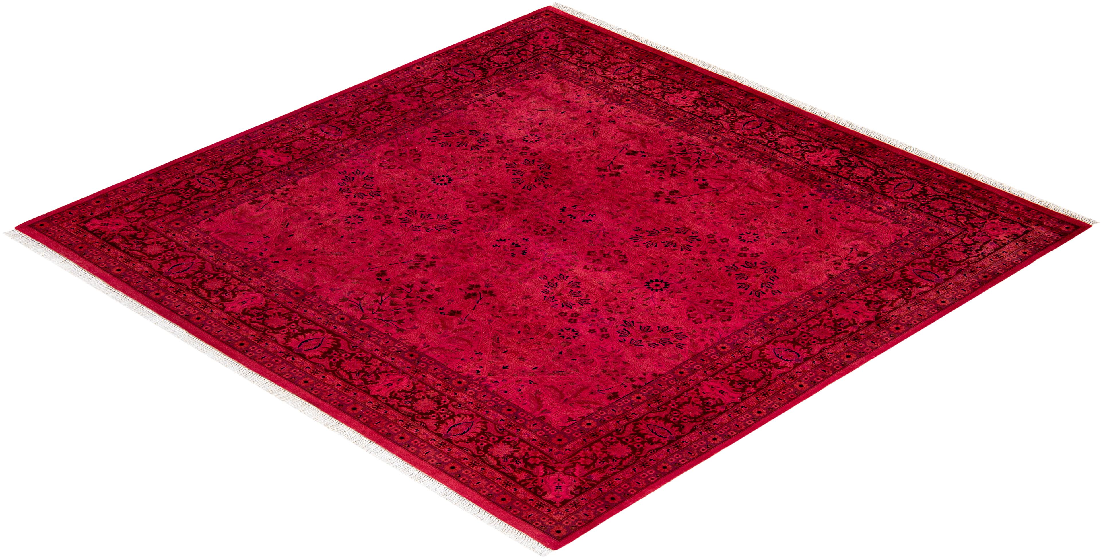 Alfombra Cuadrada Contemporánea de Lana Sobreteñida y Anudada a Mano Rosa en venta 3