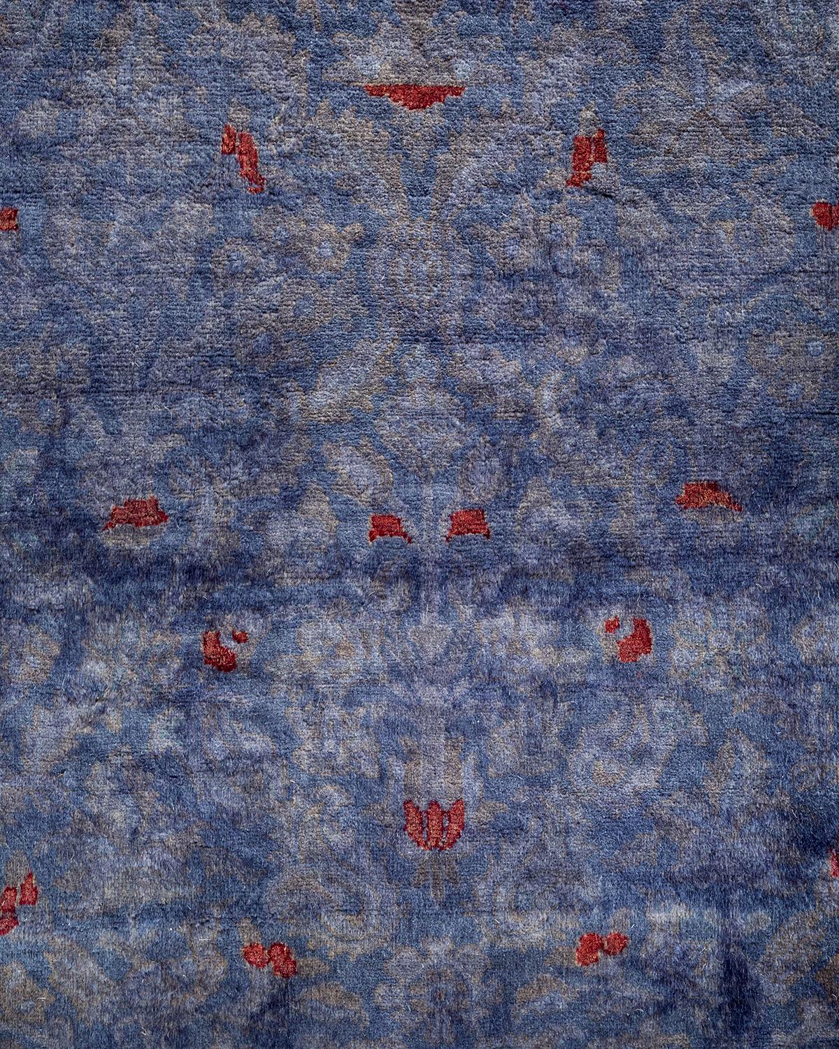 Contemporary Overdyed Hand Knotted Wool Purple Area Rug (Pakistanisch) im Angebot