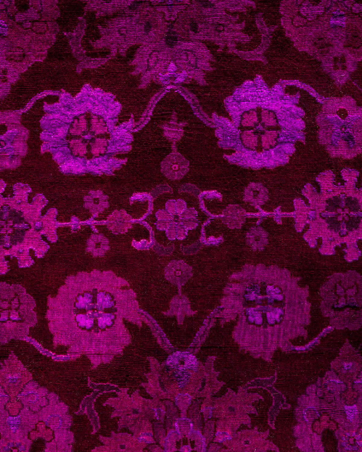 Contemporary Overdyed Hand Knotted Wool Purple Area Rug (Pakistanisch)