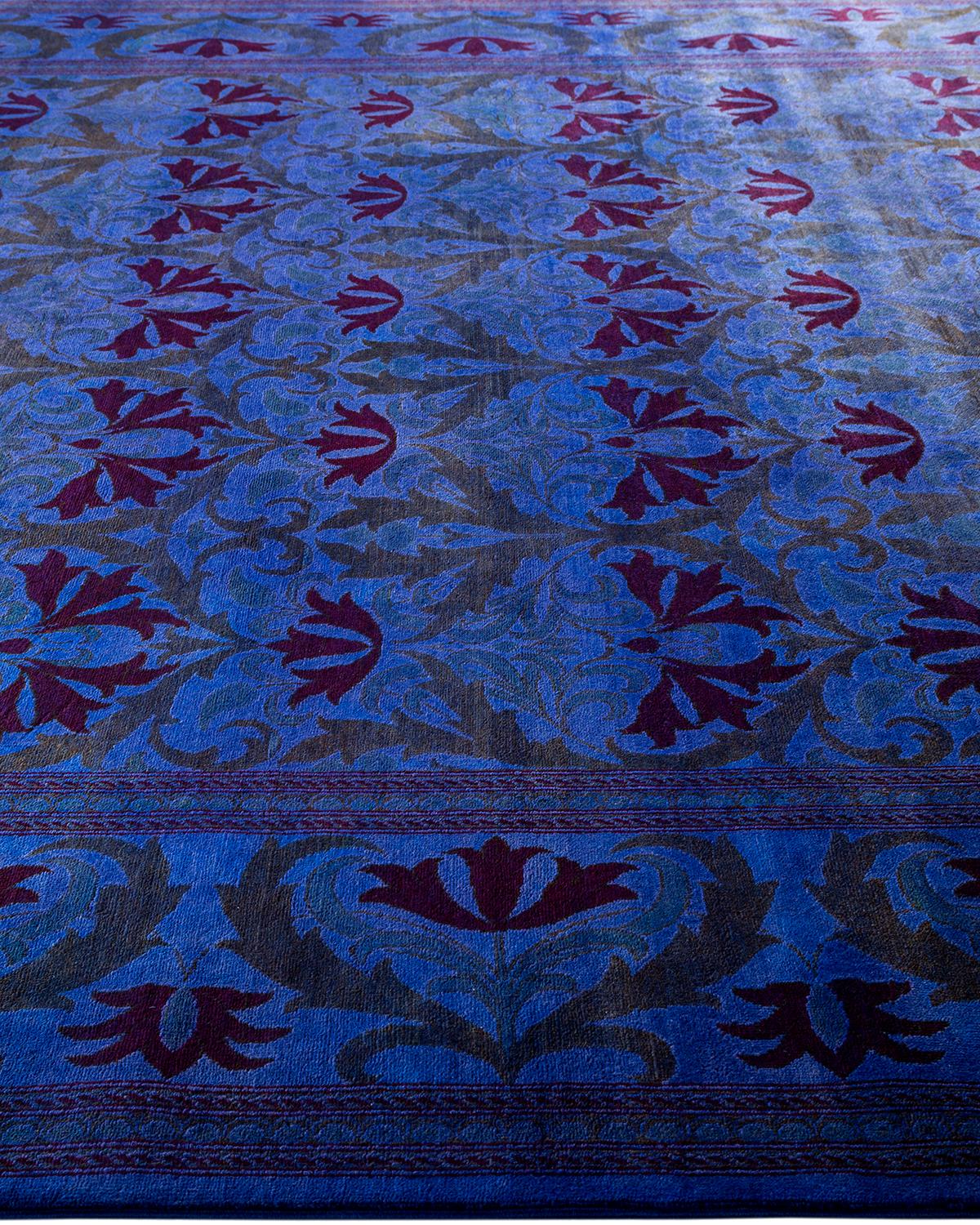 Alfombra de lana teñida a mano contemporánea violeta en Nuevo estado para la venta en Norwalk, CT