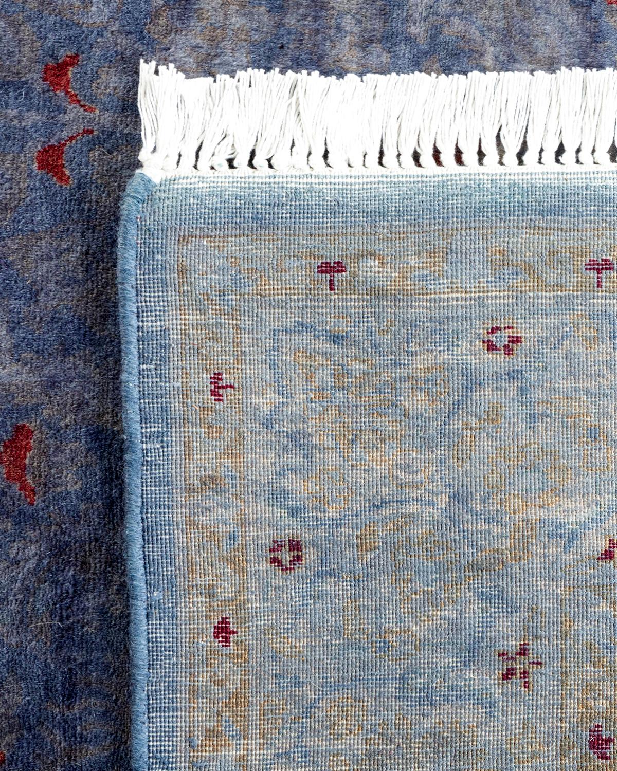 Contemporary Overdyed Hand Knotted Wool Purple Area Rug (21. Jahrhundert und zeitgenössisch) im Angebot