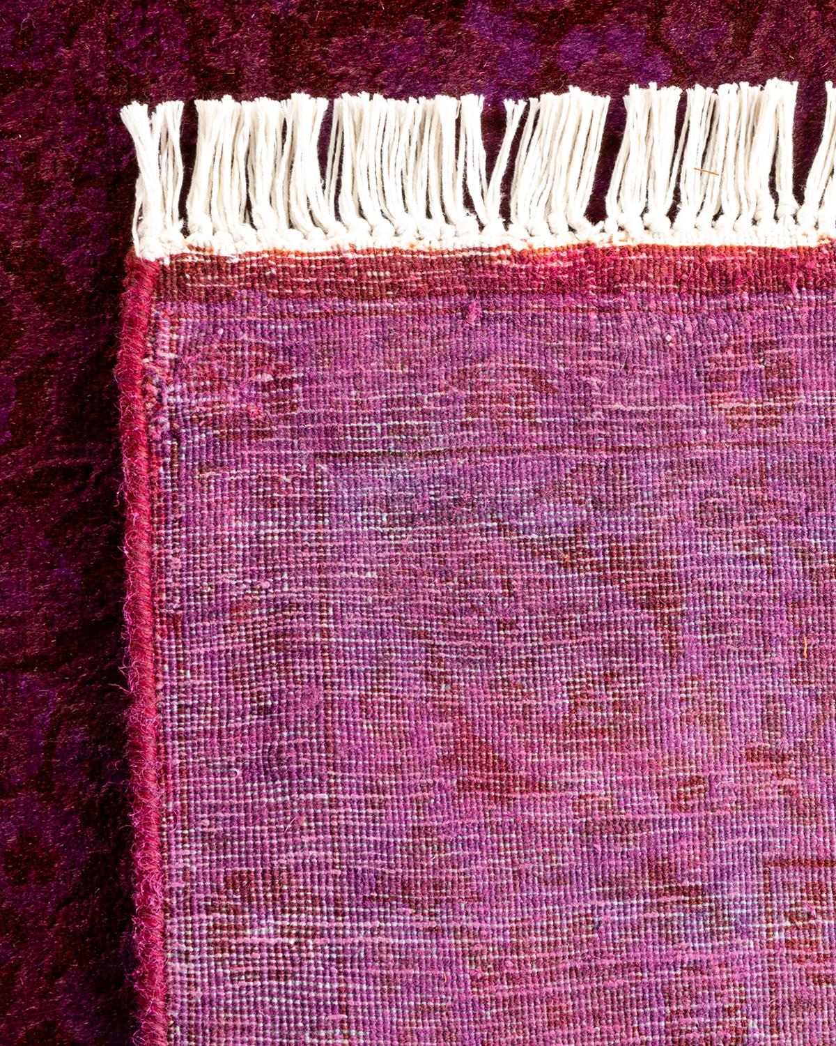Alfombra de lana teñida a mano contemporánea violeta Siglo XXI y contemporáneo en venta