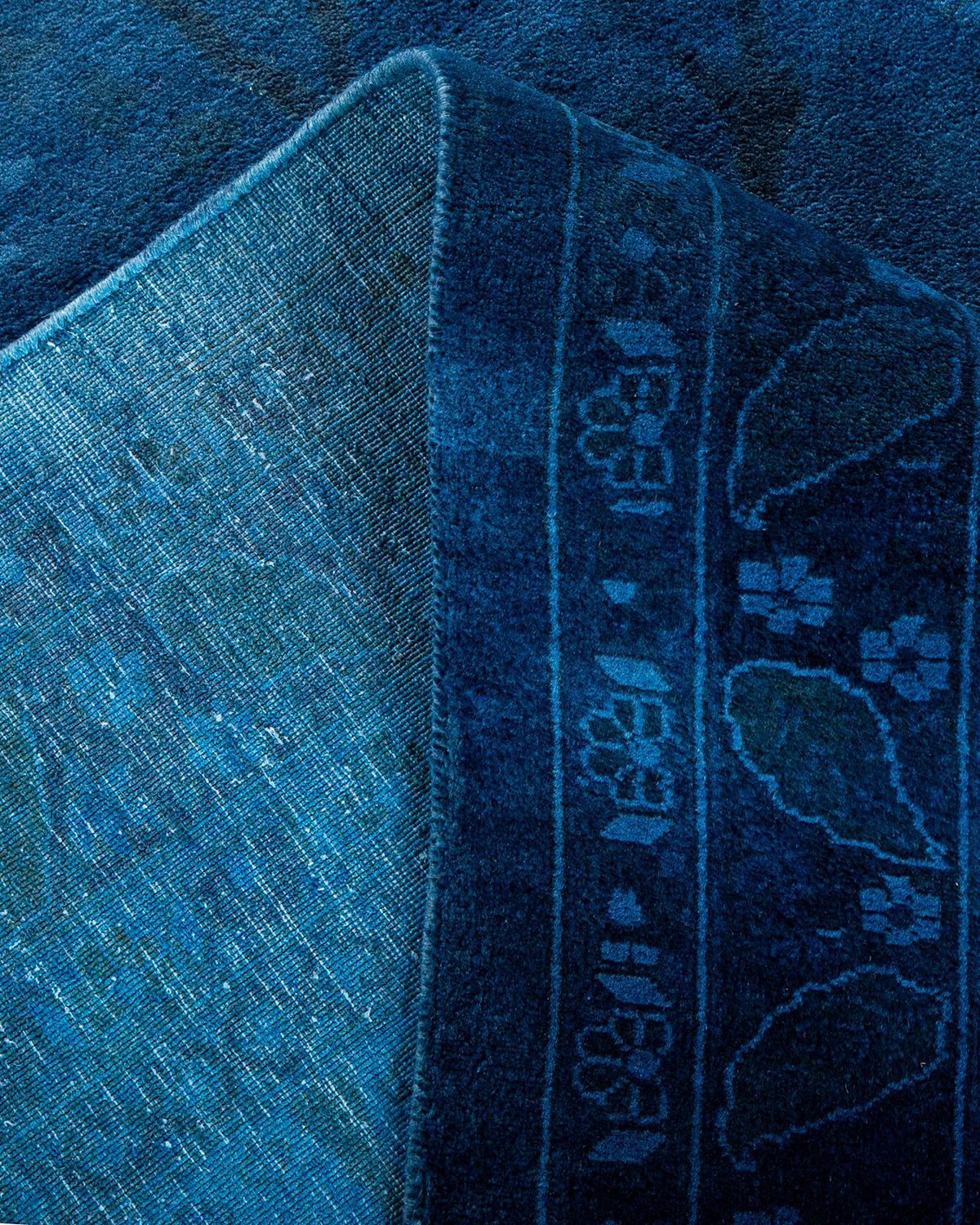 Lana Contemporary Overdyed Hand Knotted Wool Purple Area Rugs (Tappeto di lana viola sovratinto) in vendita