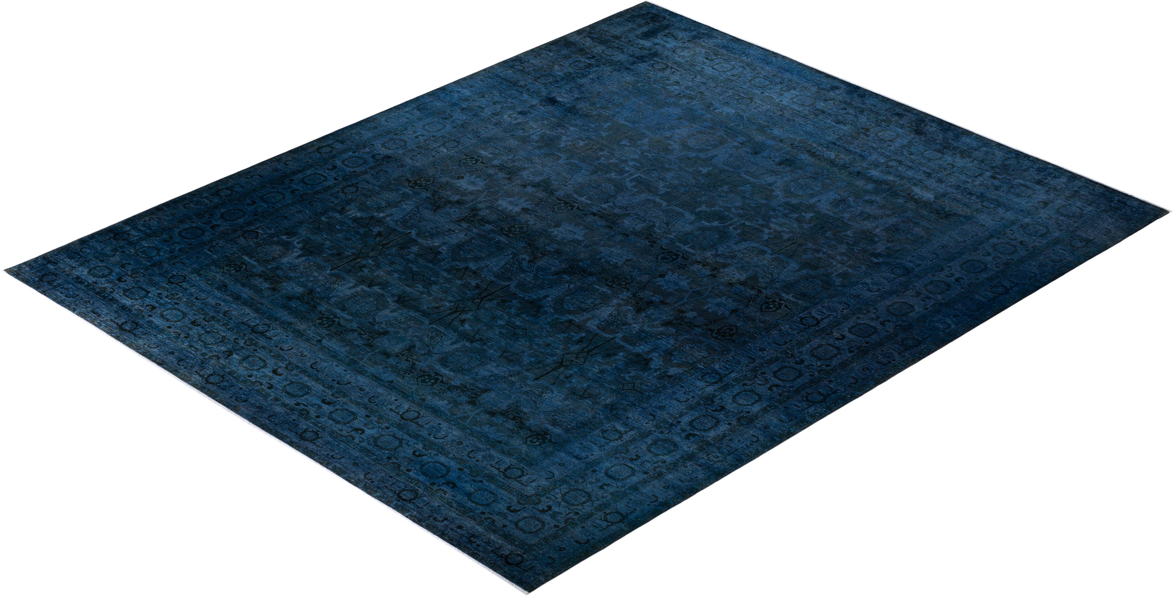 Contemporary Overdyed Hand Knotted Wool Purple Area Rugs (Tappeto di lana viola sovratinto) in vendita 2