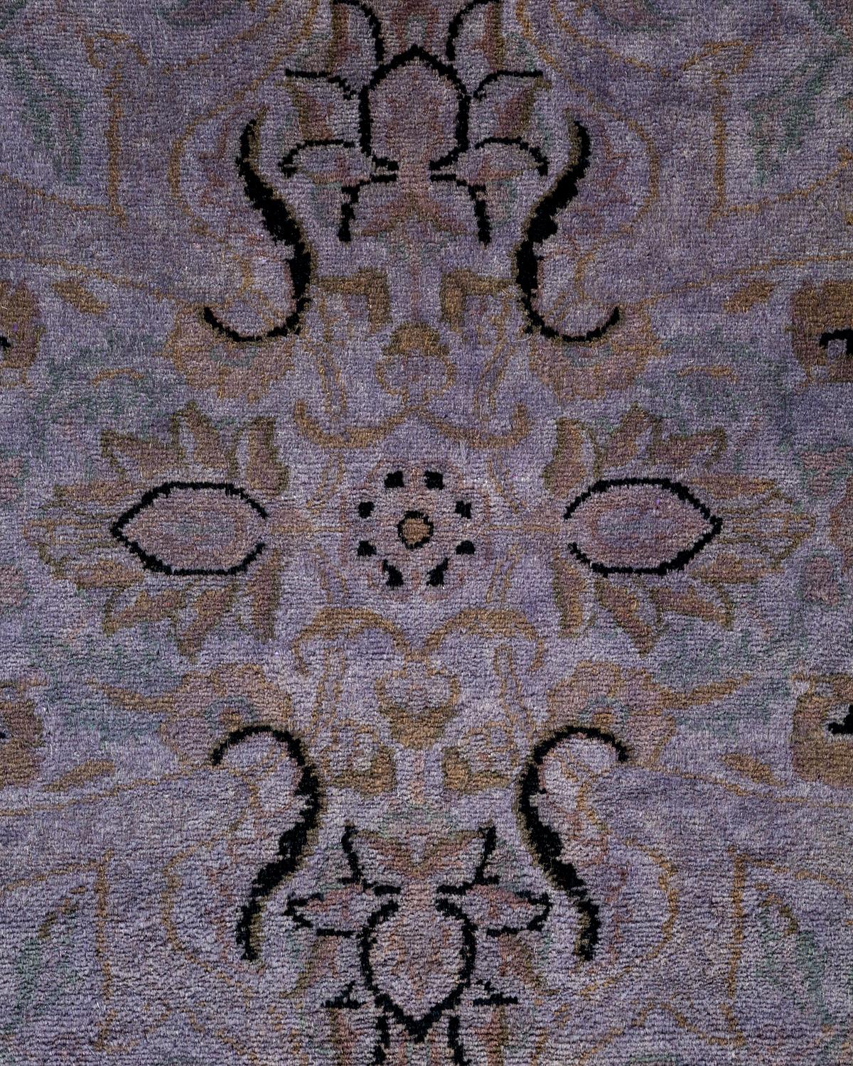 Pakistanais Chemin de table contemporain en laine surteinte nouée à la main pourpre en vente