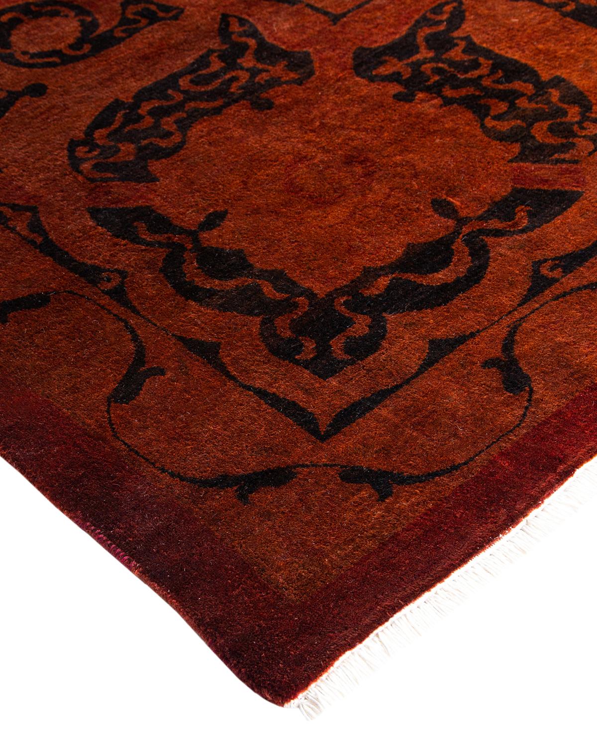 Vibrance-Teppiche sind der Inbegriff von Klassik mit Pfiff: traditionelle Muster in leuchtenden Farben gefärbt. Jeder handgeknüpfte Teppich wird mit einem 100 % natürlichen botanischen Farbstoff gewaschen, der verborgene Nuancen in den Mustern