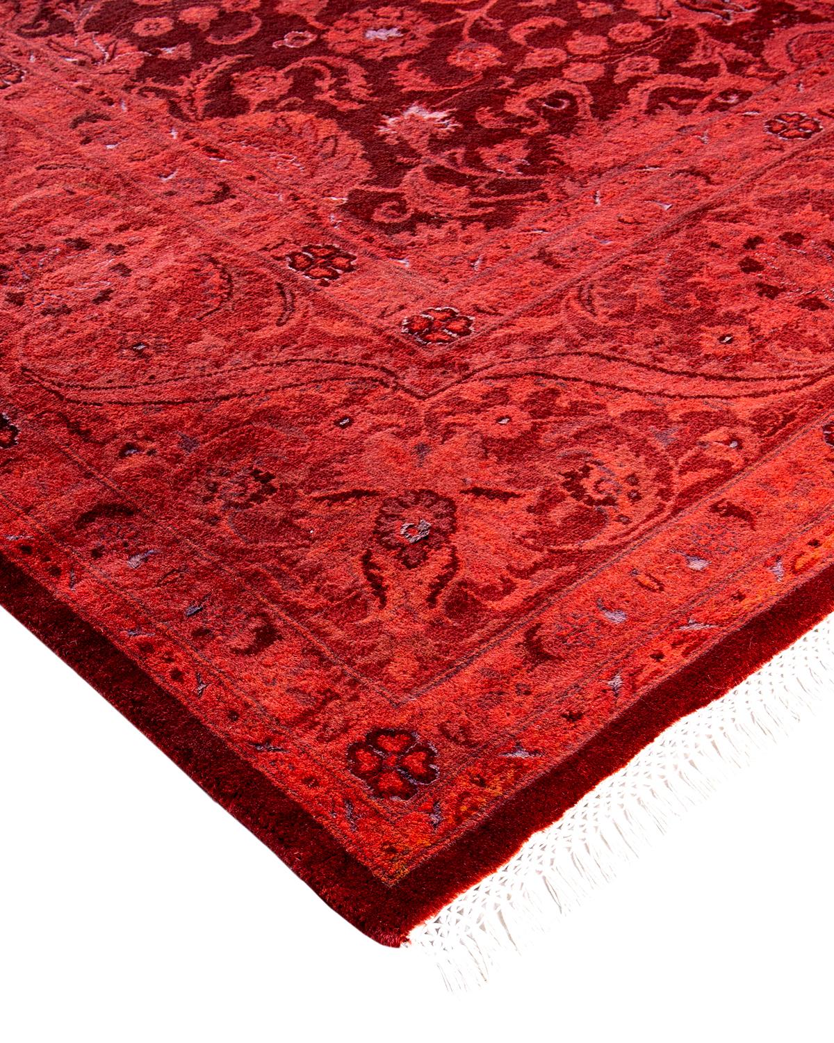Vibrance-Teppiche sind der Inbegriff von Klassik mit Pfiff: traditionelle Muster in leuchtenden Farben gefärbt. Jeder handgeknüpfte Teppich wird mit einem 100 % natürlichen botanischen Farbstoff gewaschen, der verborgene Nuancen in den Mustern