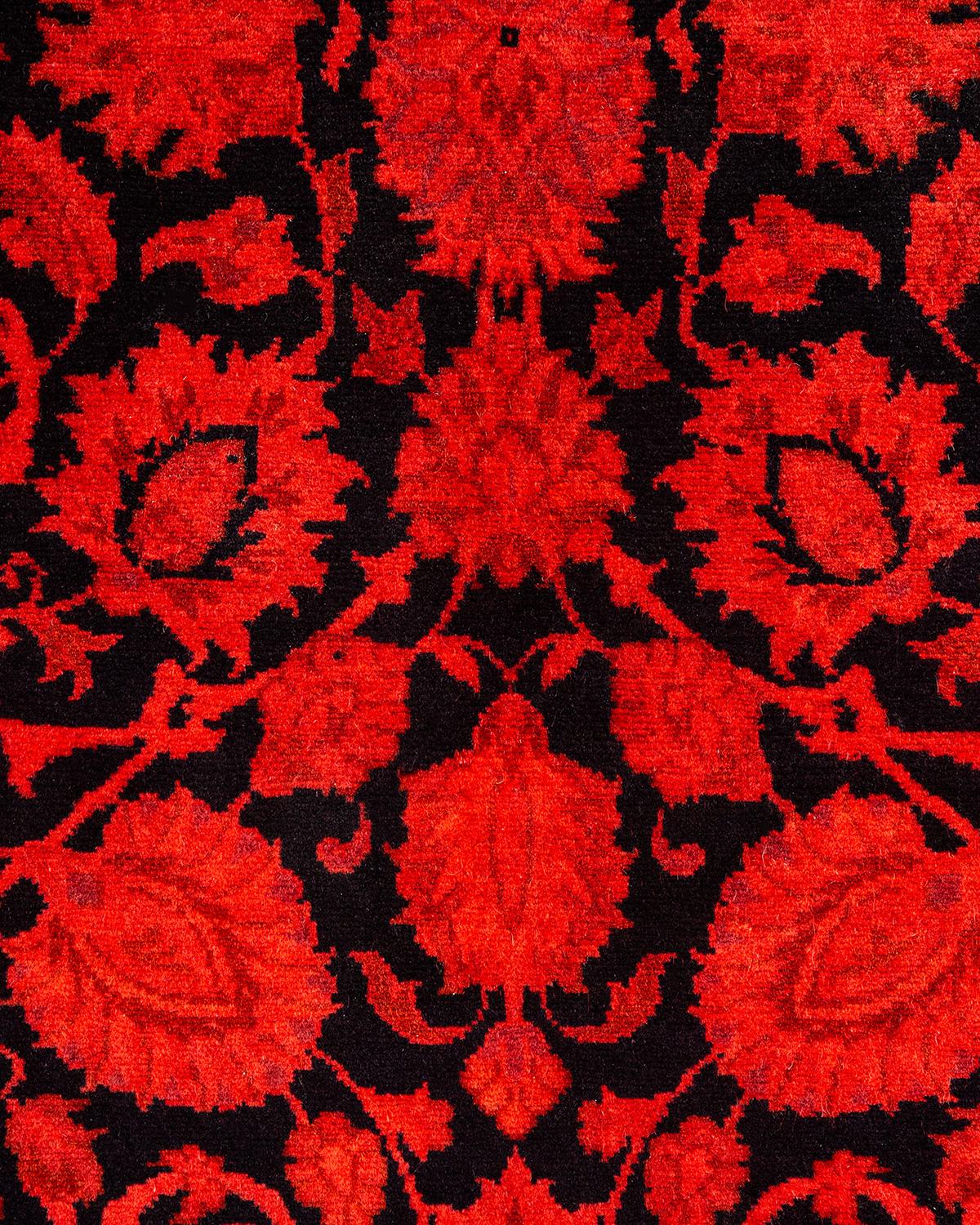 Contemporary Overdyed Hand Knotted Wool Red Area Rug (Pakistanisch) im Angebot