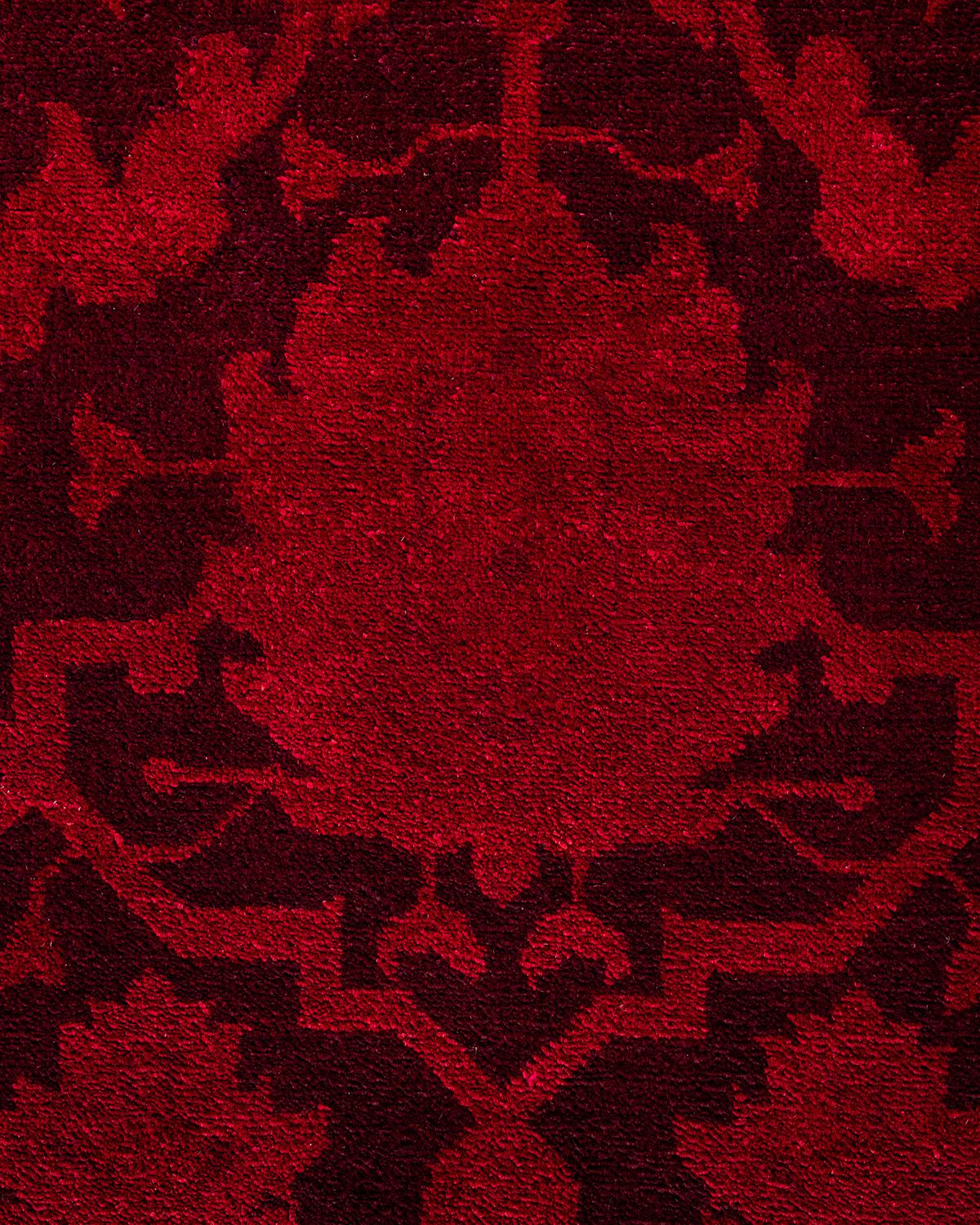 Pakistanais Tapis de sol contemporain en laine surteinte nouée à la main, rouge en vente