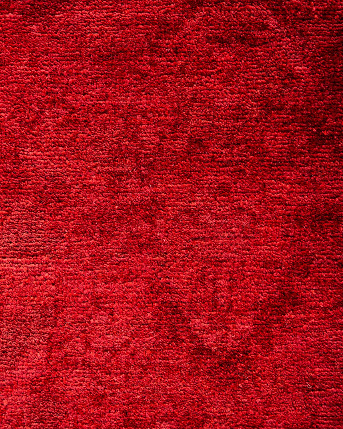 Alfombra de lana roja teñida a mano contemporánea Pakistaní en venta