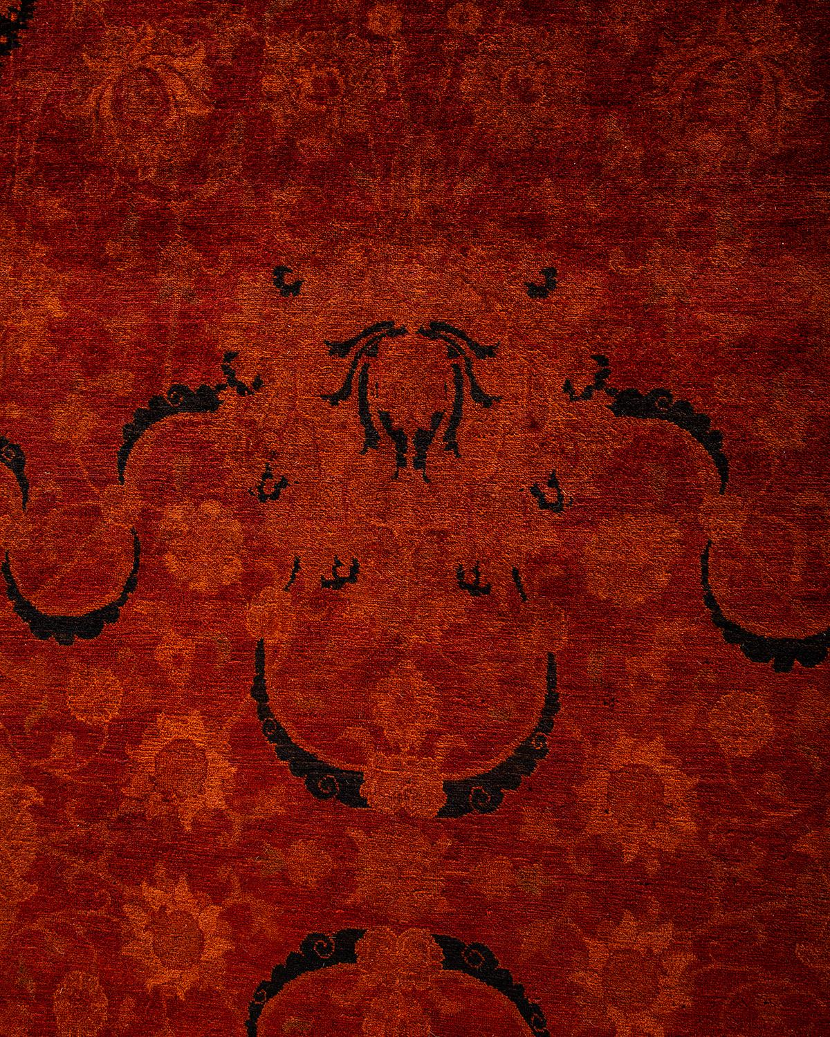 Contemporary Overdyed Hand Knotted Wool Red Area Rug (Pakistanisch) im Angebot